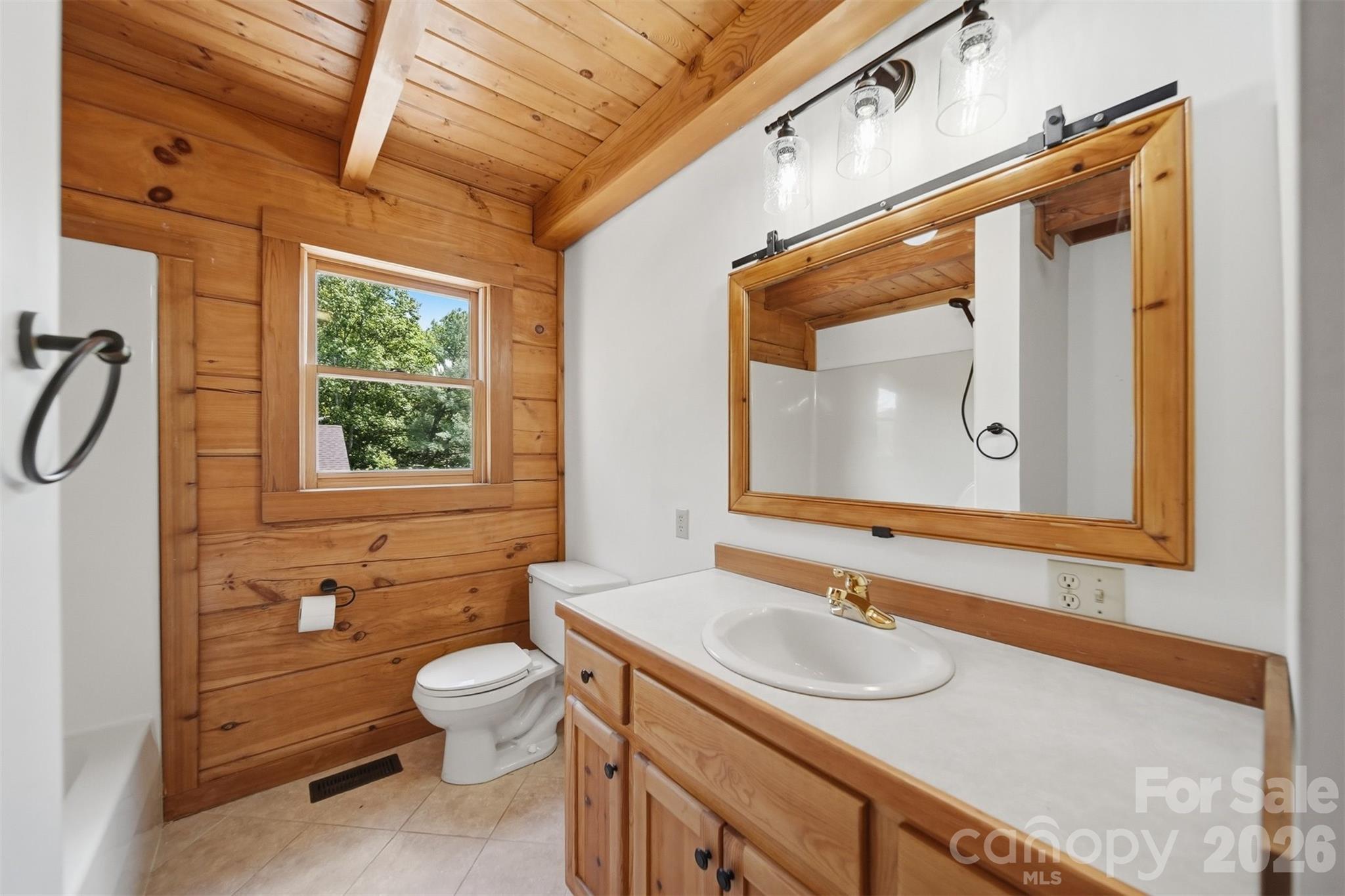 2079 Icard Ridge Road Property Photo 24