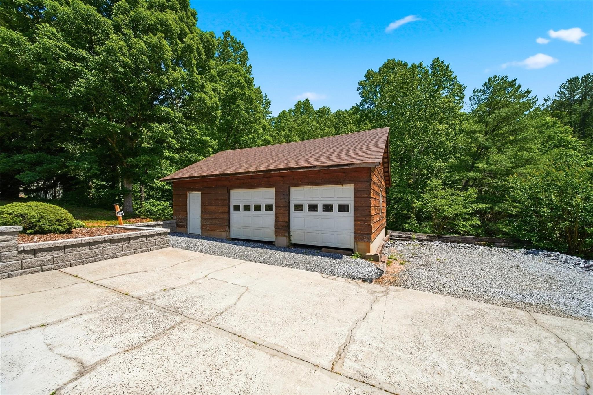 2079 Icard Ridge Road Property Photo 45