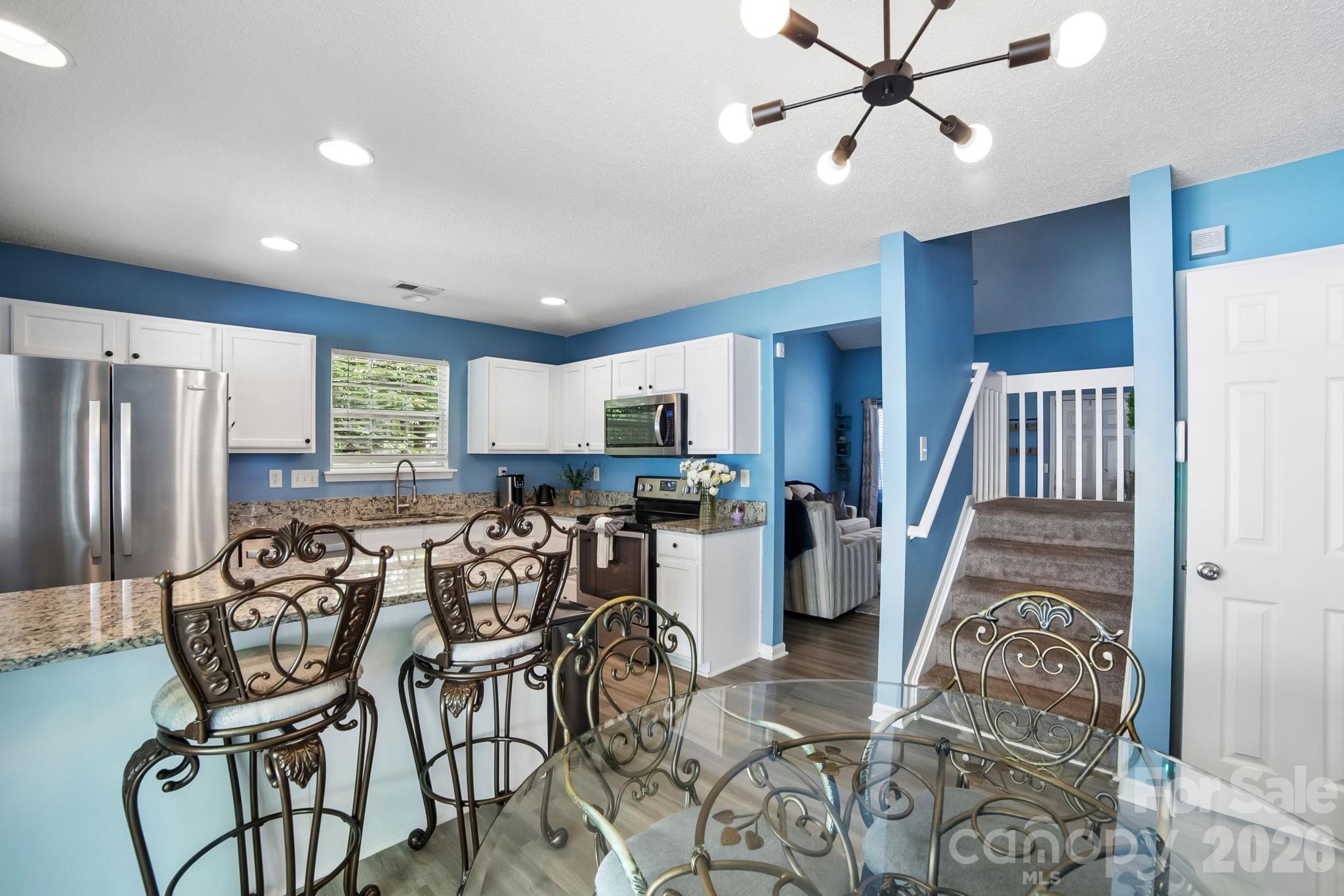 5427 Kimmerly Woods Drive Property Photo 7