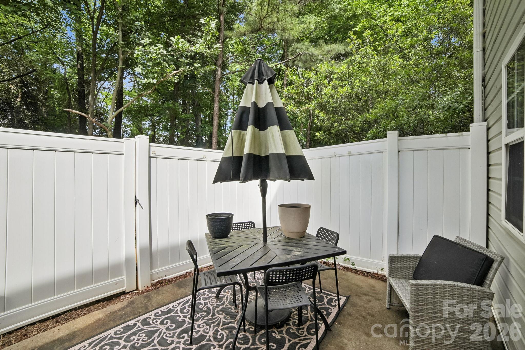 5427 Kimmerly Woods Drive Property Photo 19