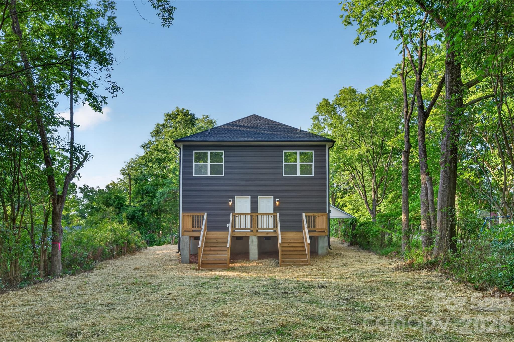 94 White Oak Street Property Photo 21