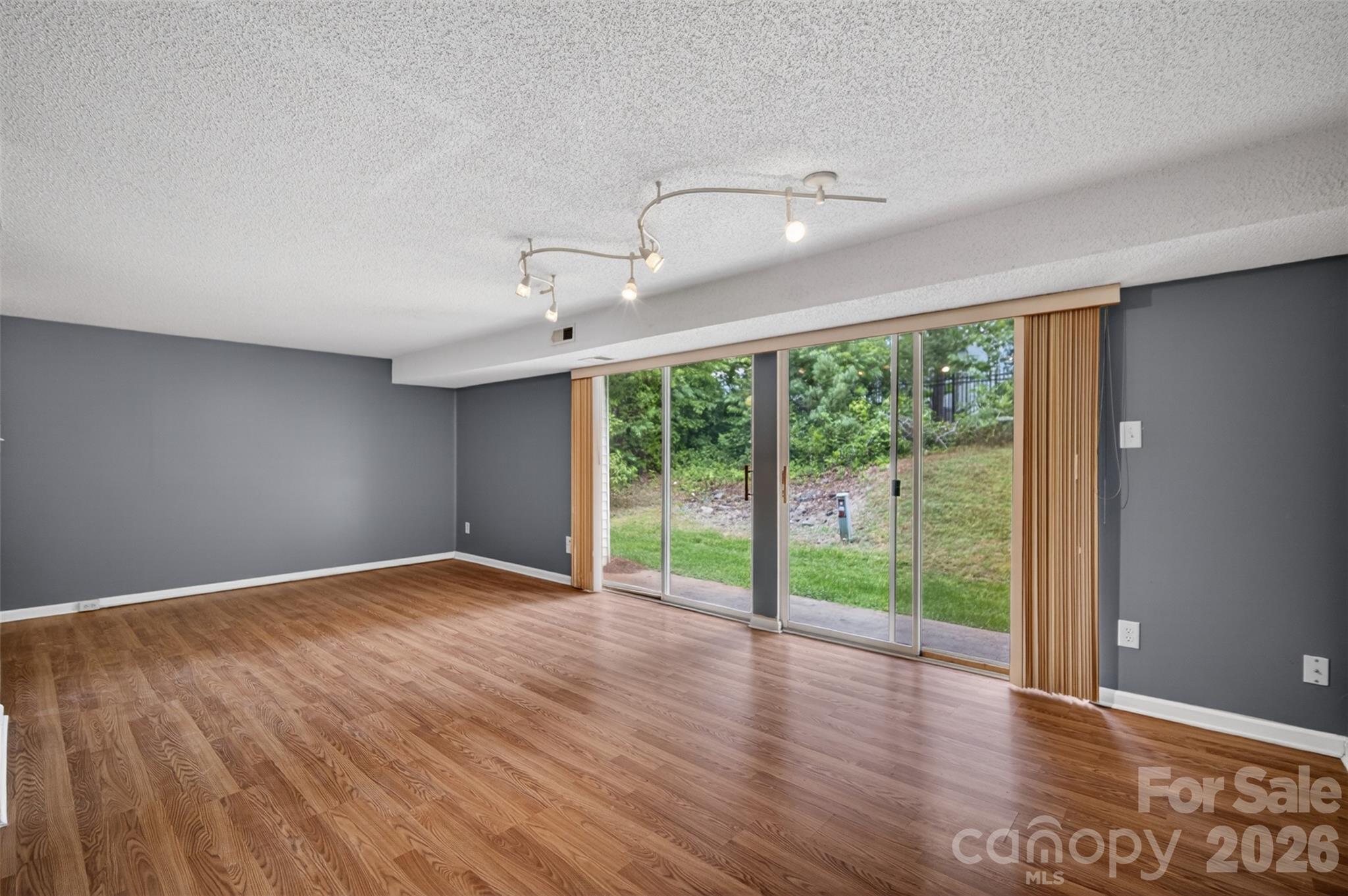 9405 Old Concord Road C Property Photo 7