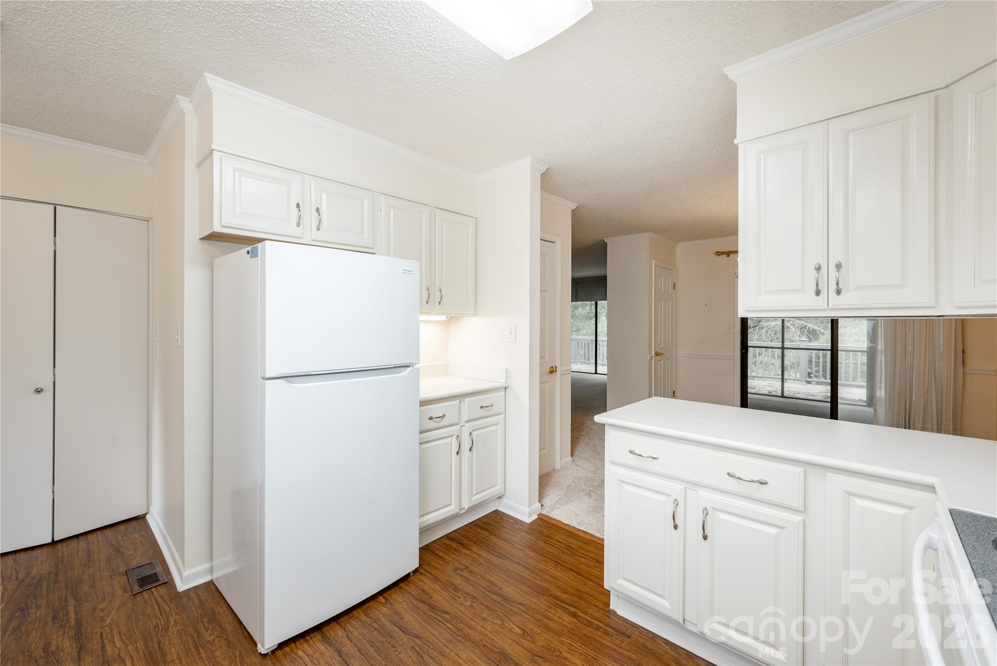 434 Crowfields Drive Property Photo 12