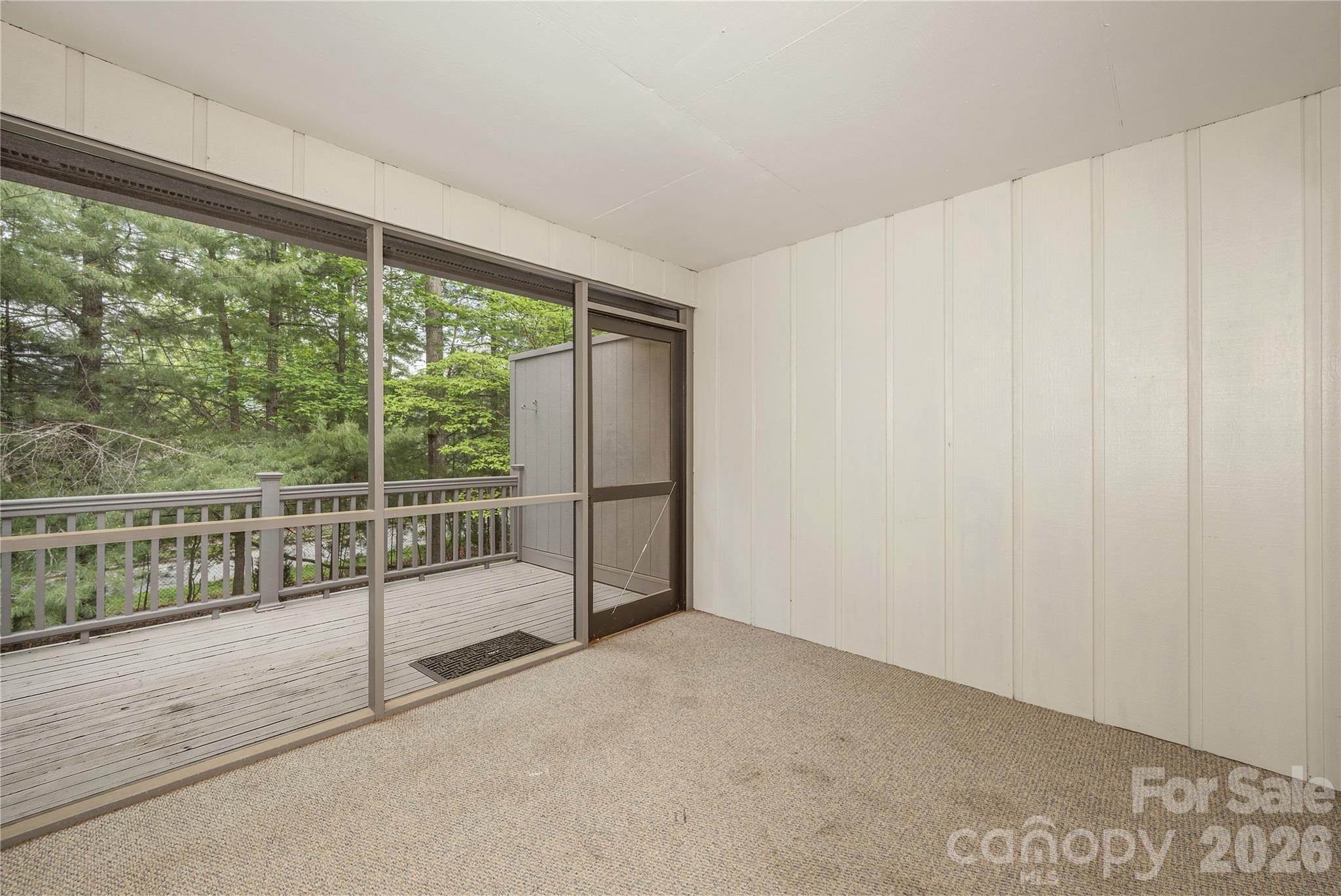 434 Crowfields Drive Property Photo 15