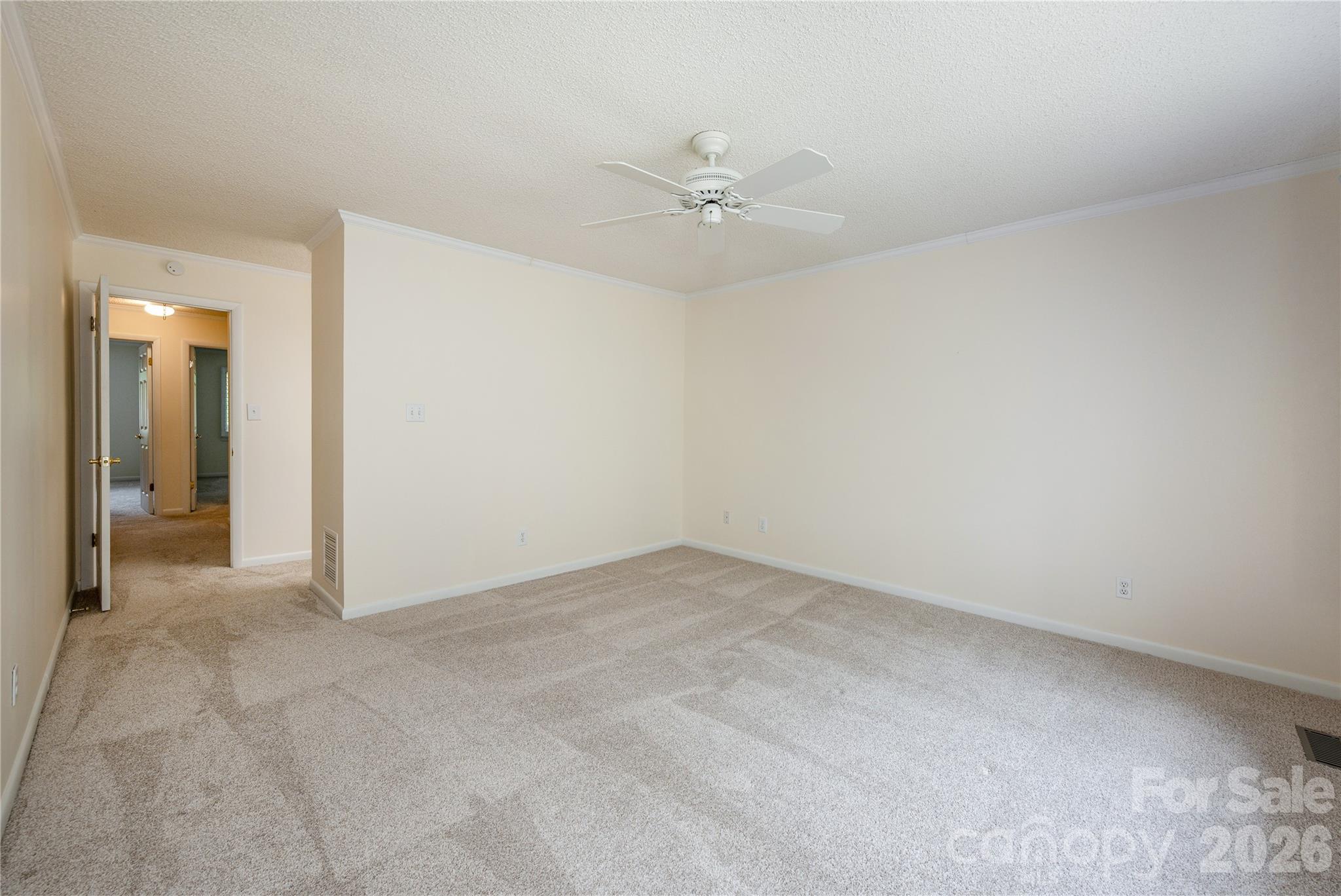 434 Crowfields Drive Property Photo 21