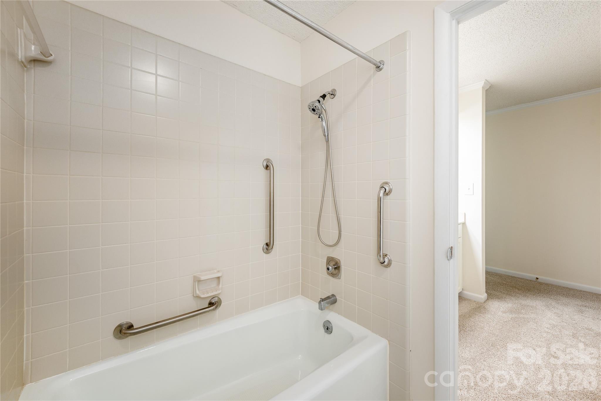434 Crowfields Drive Property Photo 23
