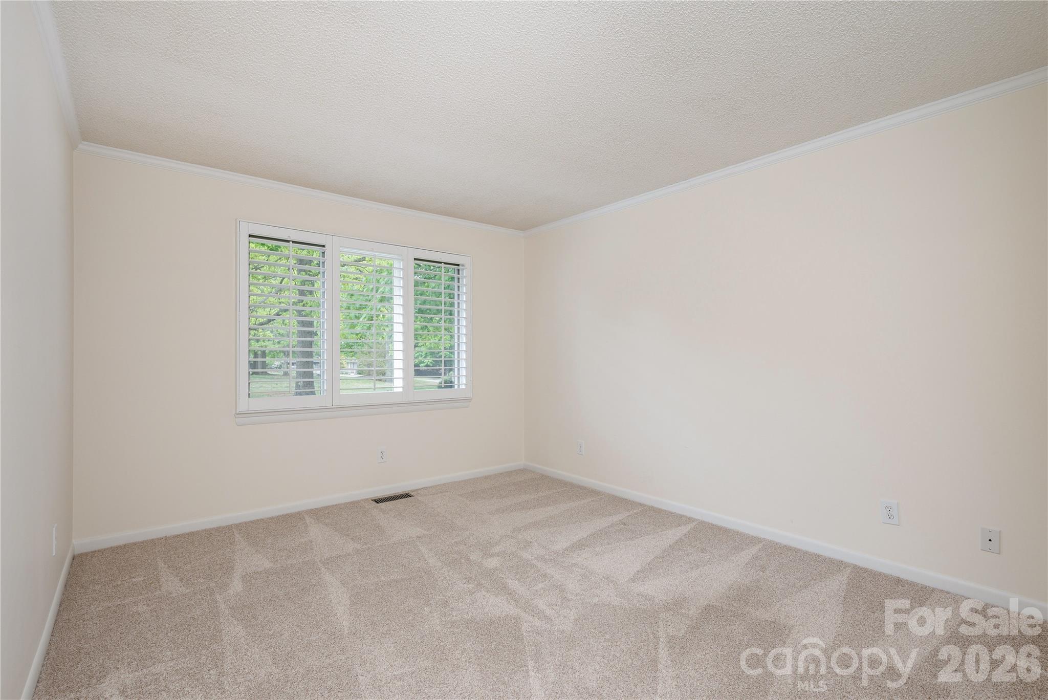 434 Crowfields Drive Property Photo 24