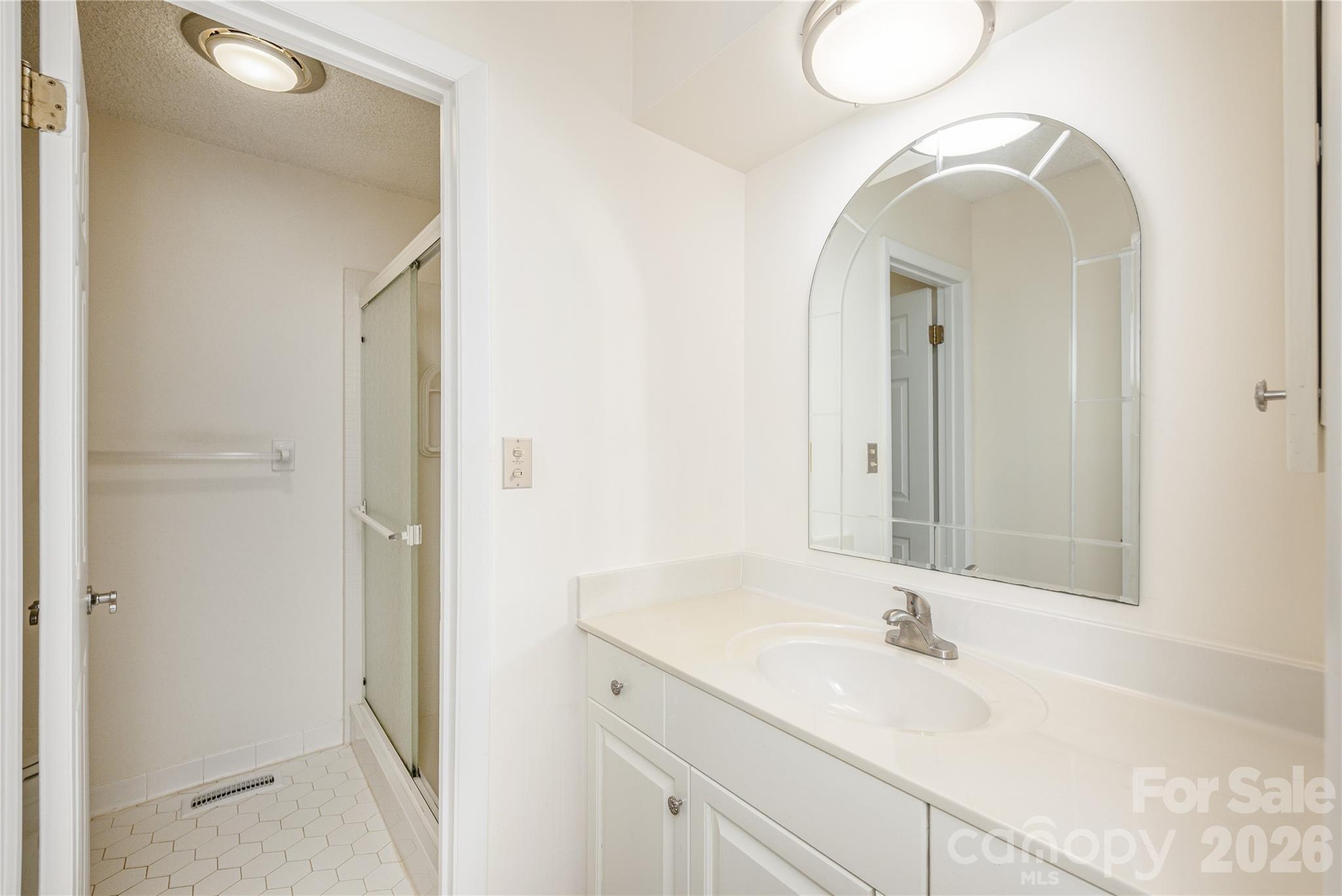 434 Crowfields Drive Property Photo 25