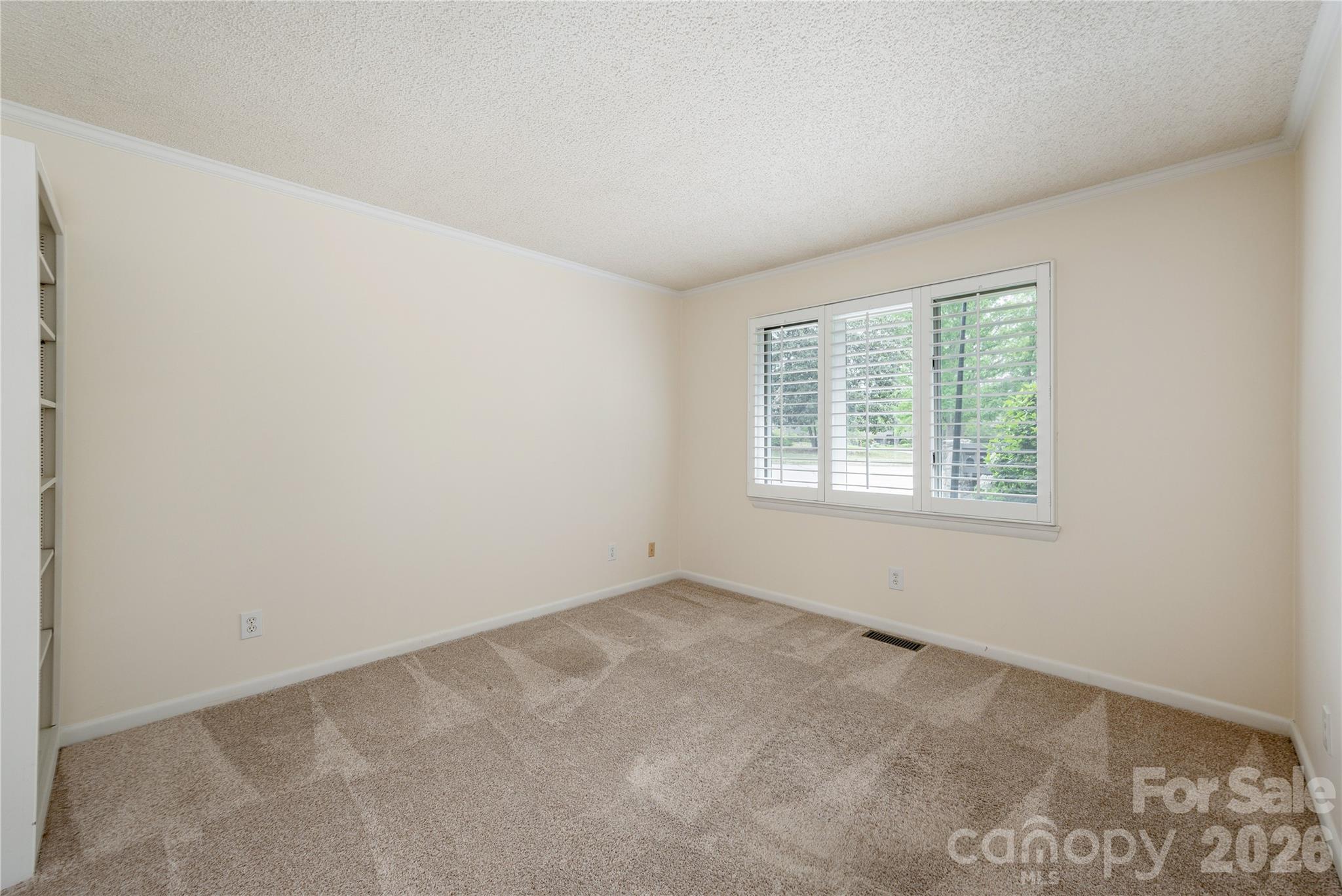434 Crowfields Drive Property Photo 26