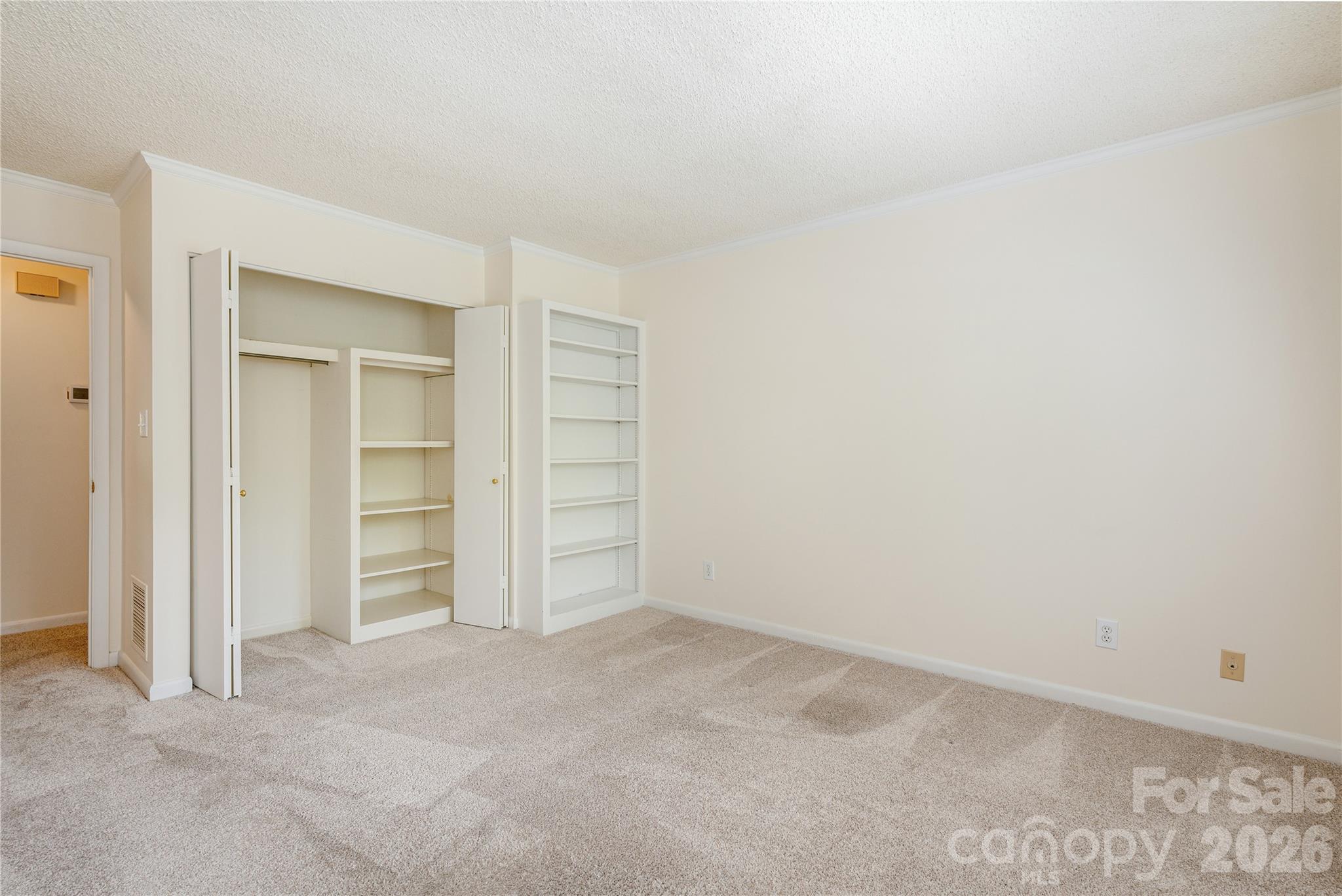 434 Crowfields Drive Property Photo 27