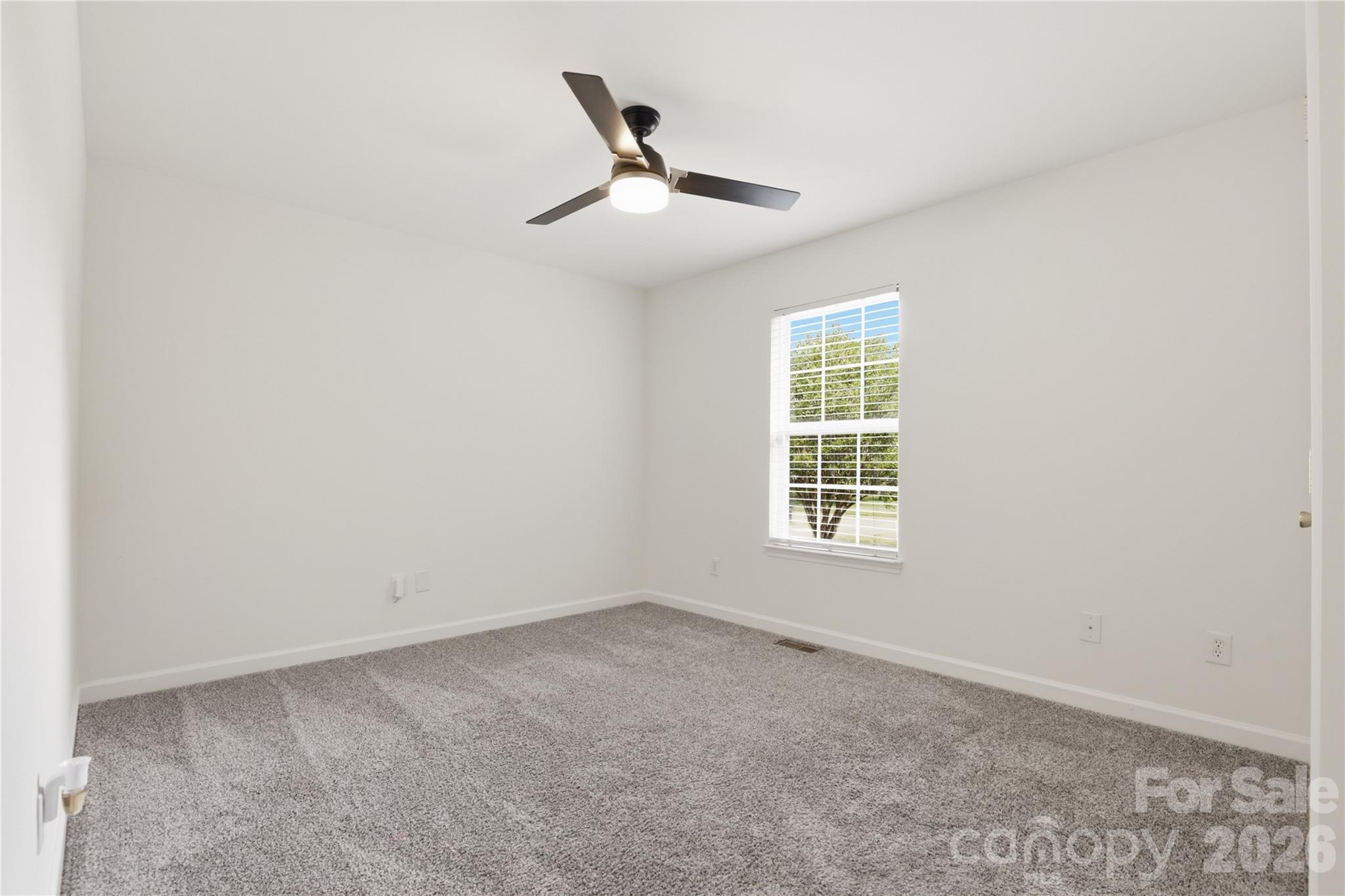 1689 Willowbrook Drive Property Photo 18