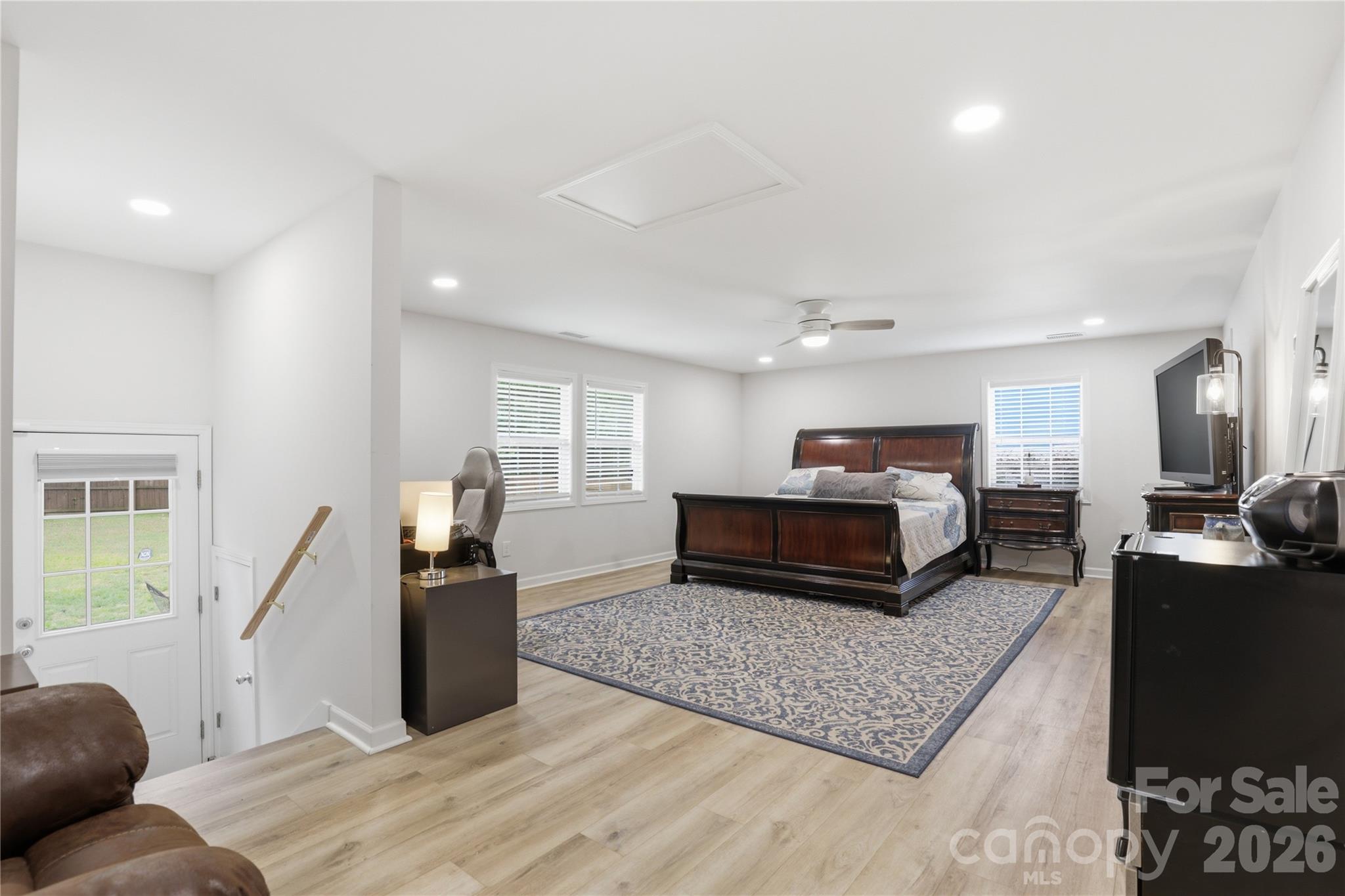 1689 Willowbrook Drive Property Photo 24