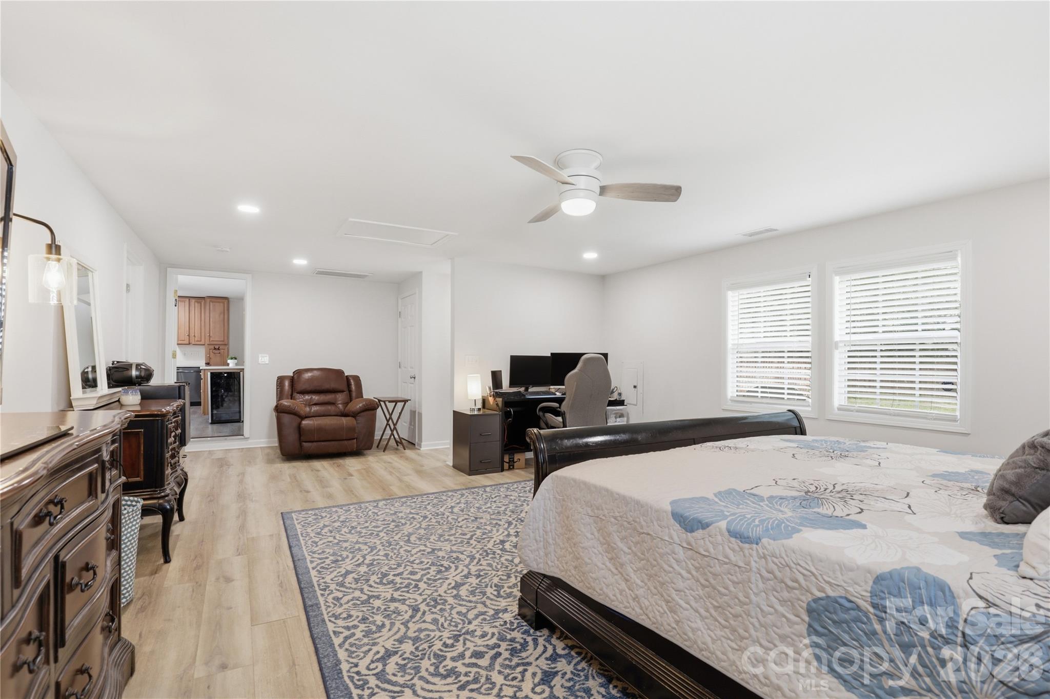 1689 Willowbrook Drive Property Photo 25