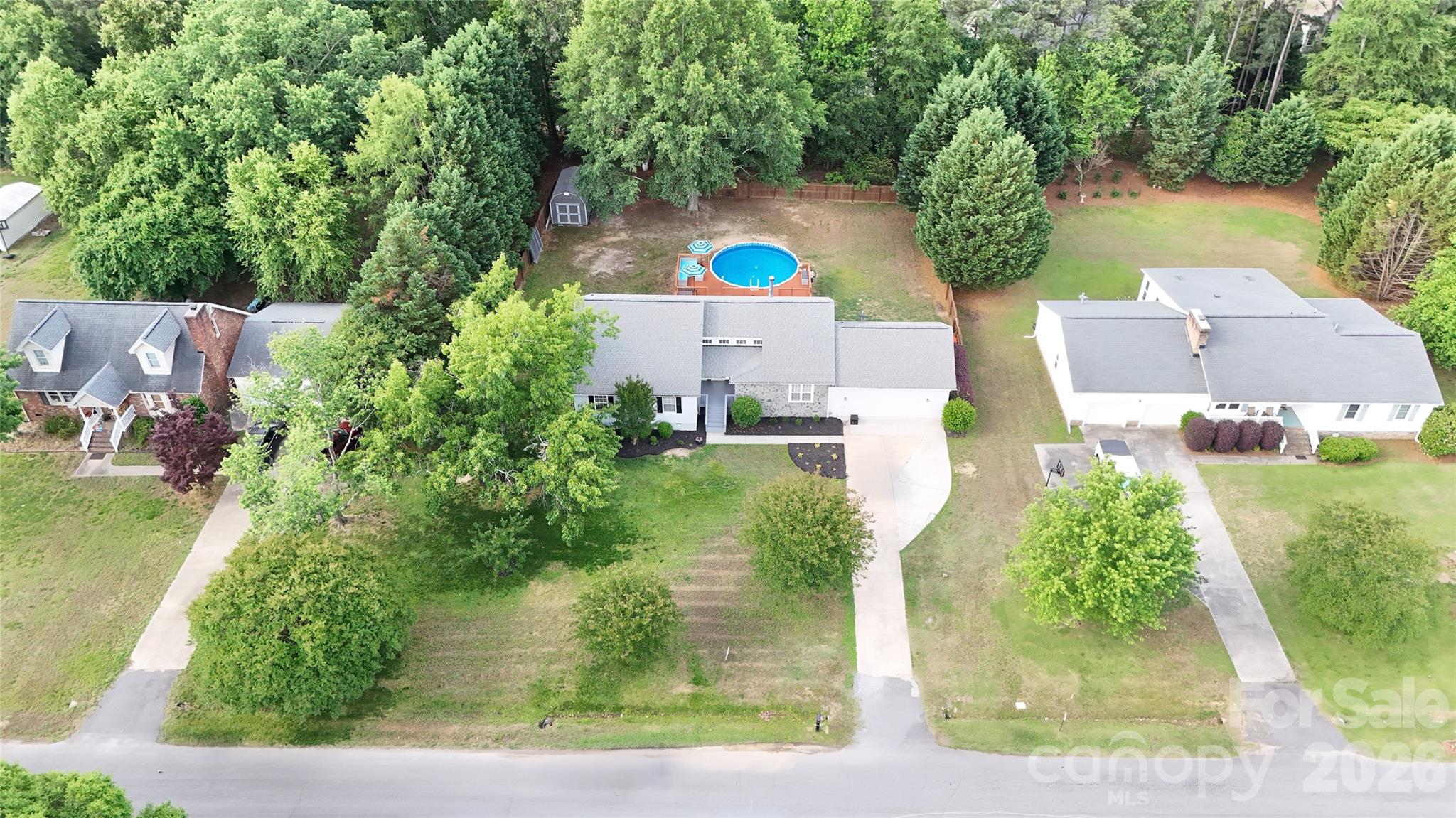 1689 Willowbrook Drive Property Photo 34