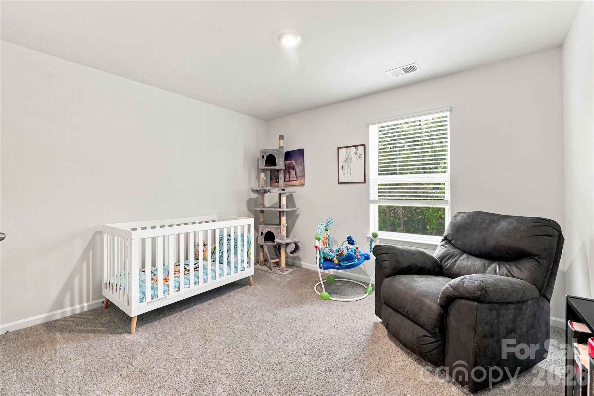 118 N Hill Lane Property Photo 18