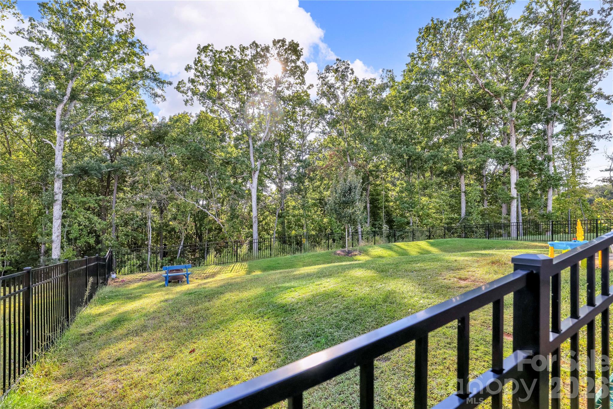 118 N Hill Lane Property Photo 31