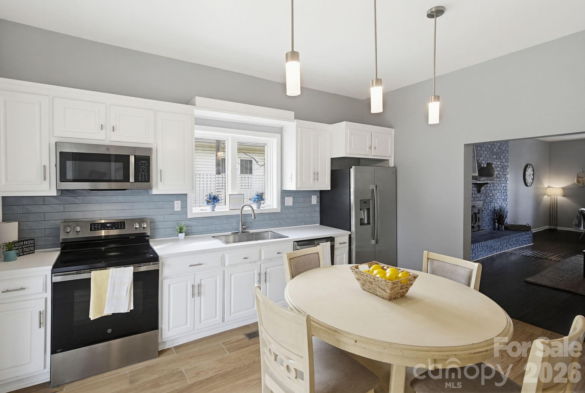 314 N Ridge Avenue Property Photo 8
