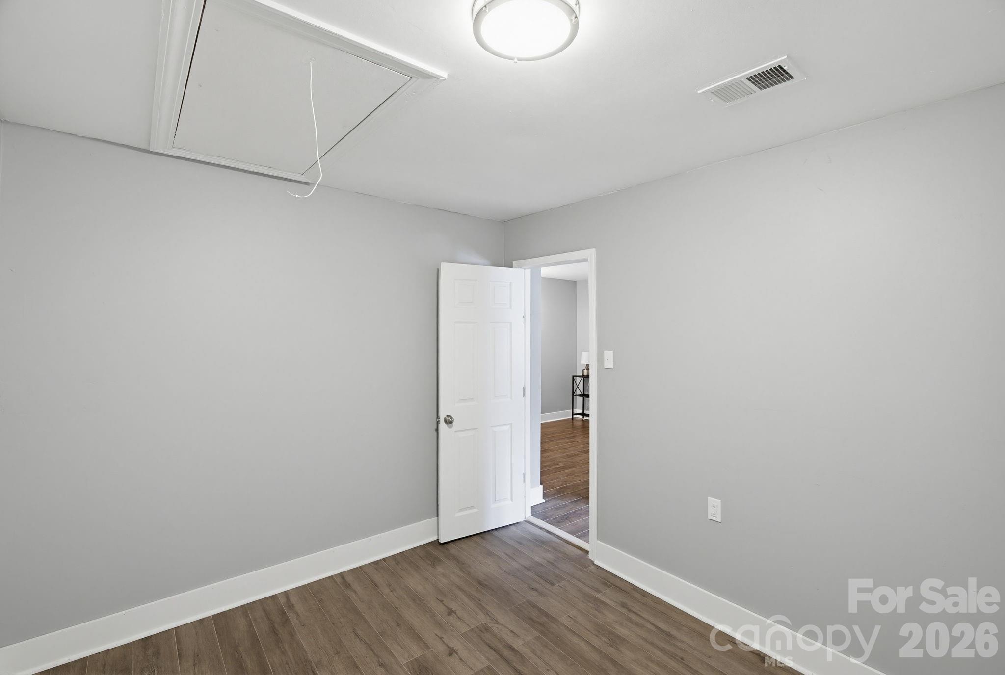 314 N Ridge Avenue Property Photo 18
