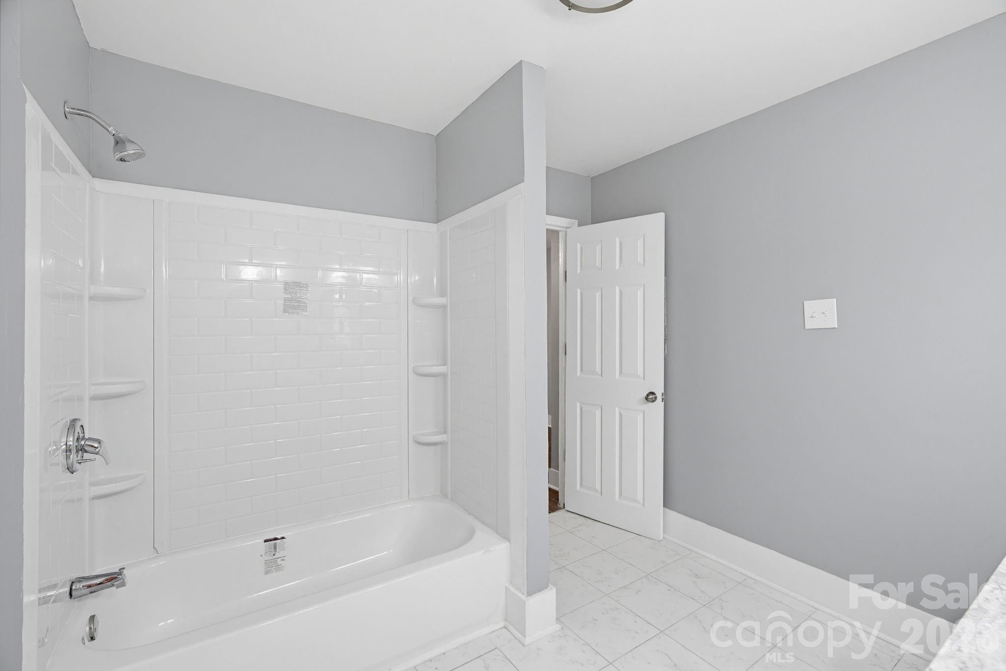 314 N Ridge Avenue Property Photo 28