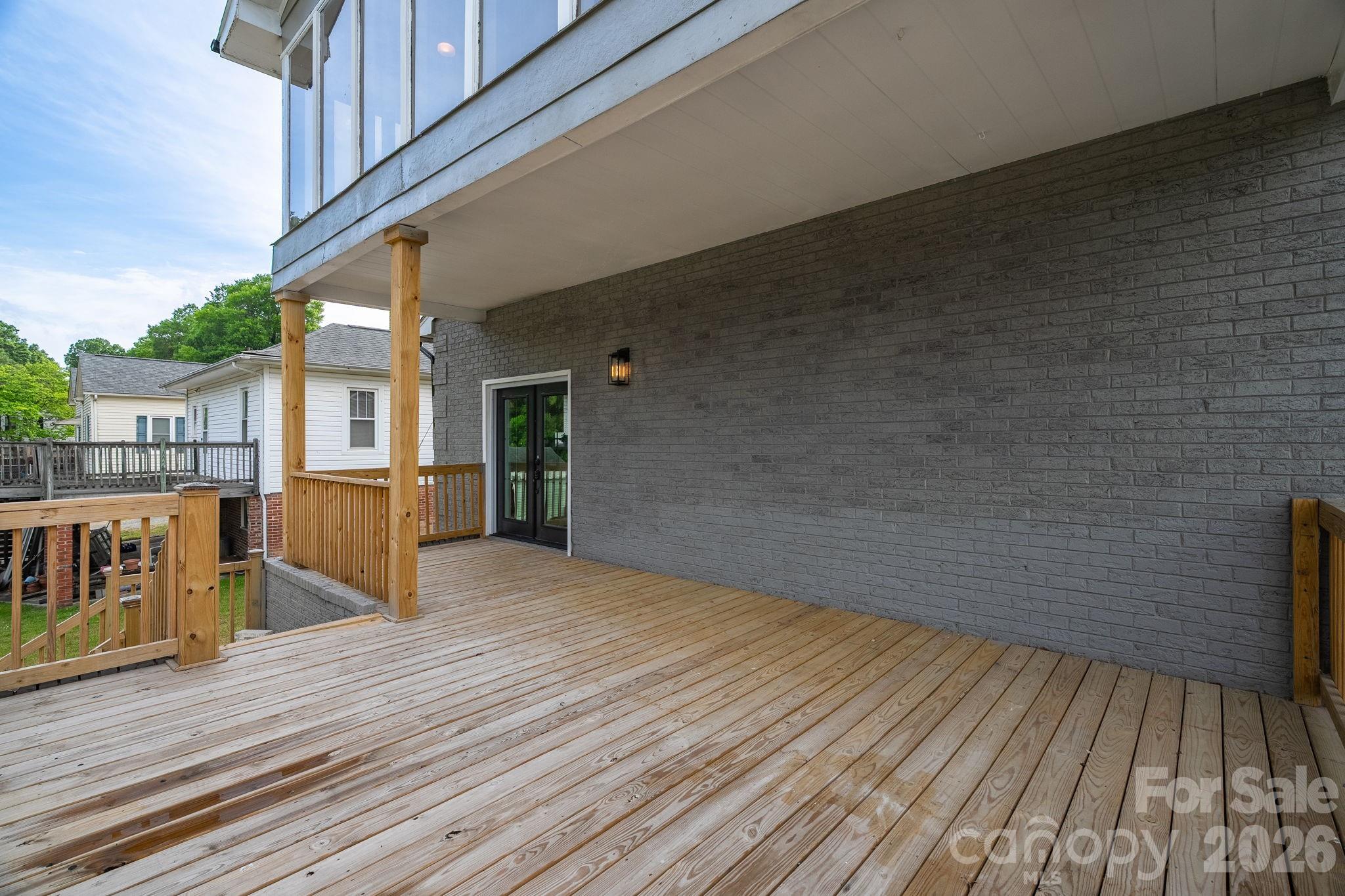 314 N Ridge Avenue Property Photo 32