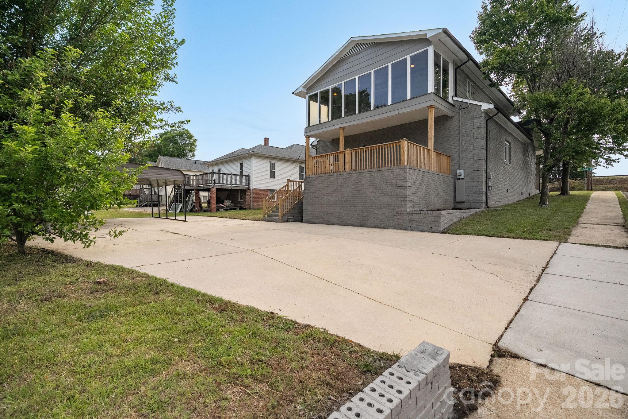 314 N Ridge Avenue Property Photo 33