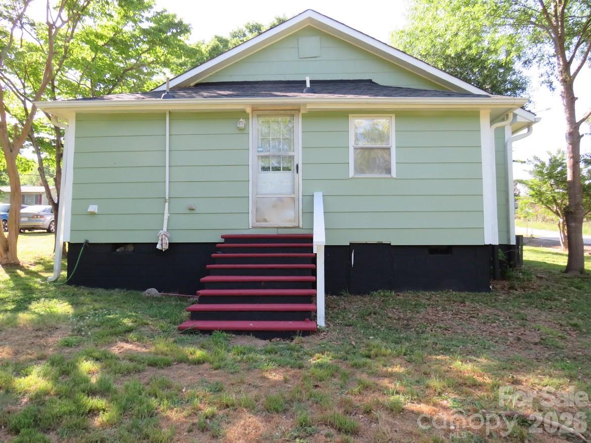 406 River Drive Property Photo 4