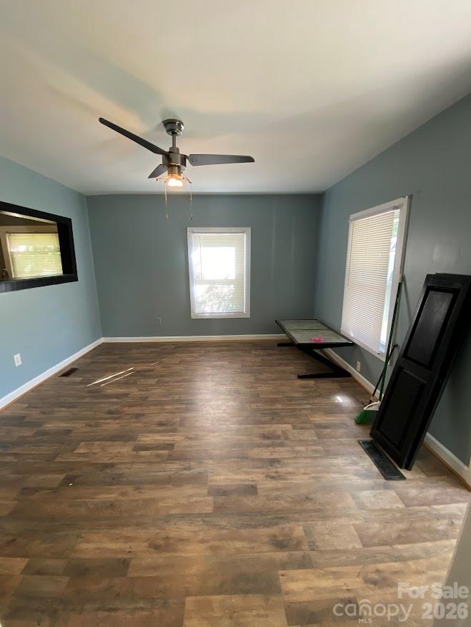 406 River Drive Property Photo 9