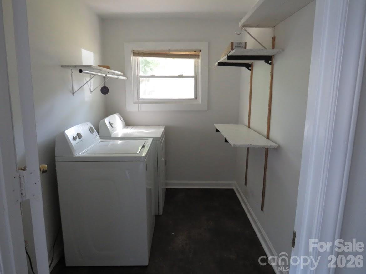 406 River Drive Property Photo 22