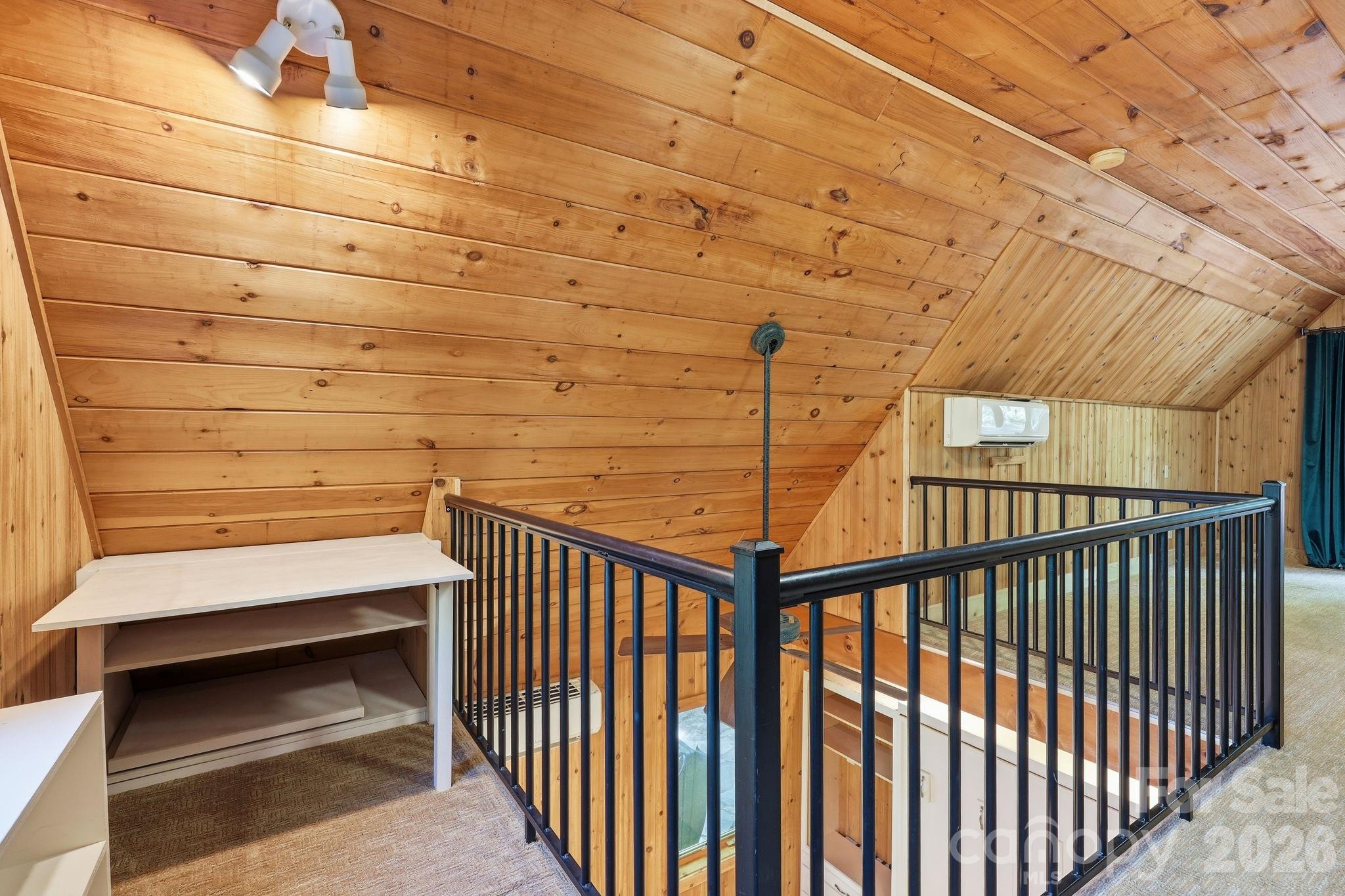 98 Sparkling Springs Road Property Photo 24