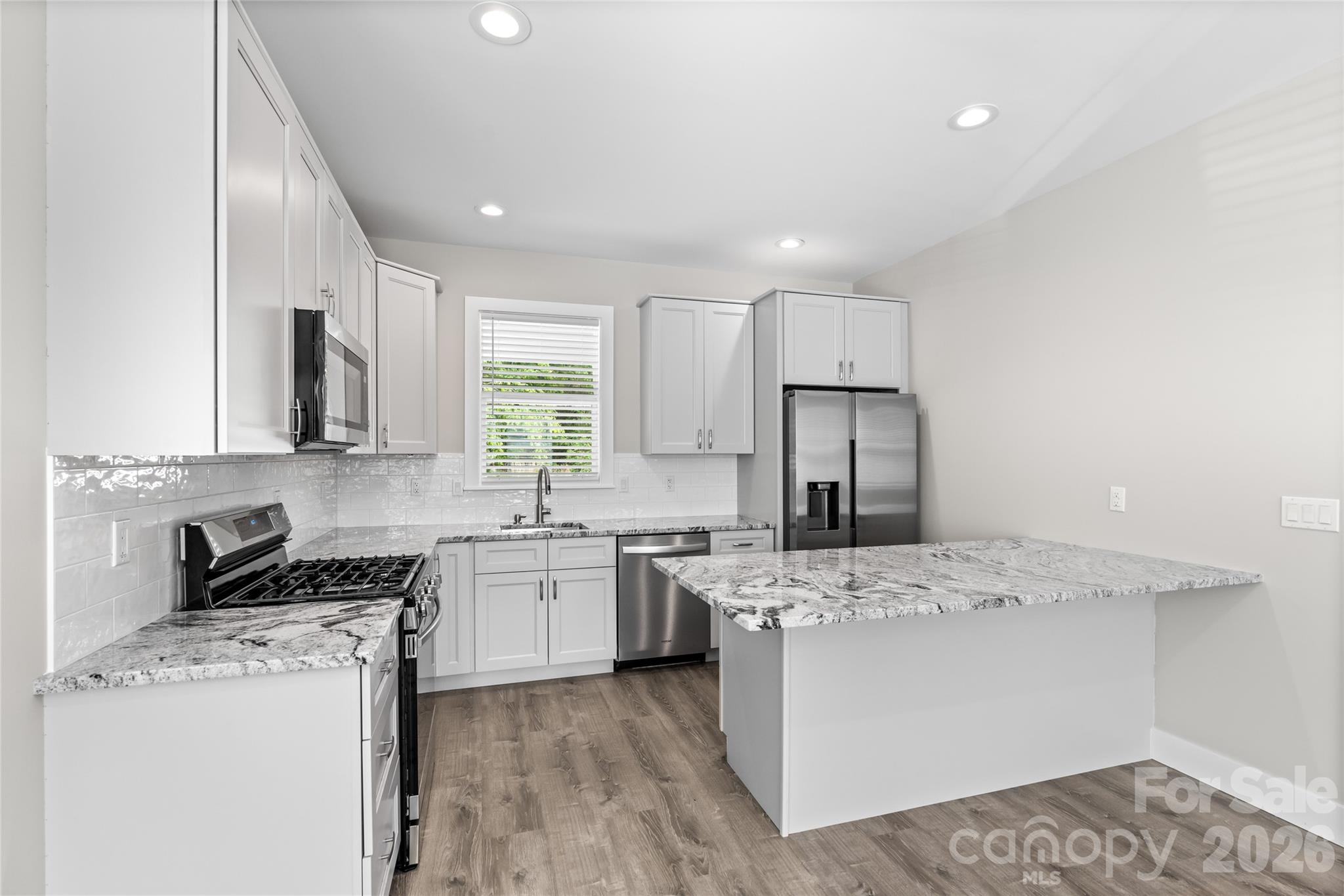 128 Rock Hill Road Property Photo 6