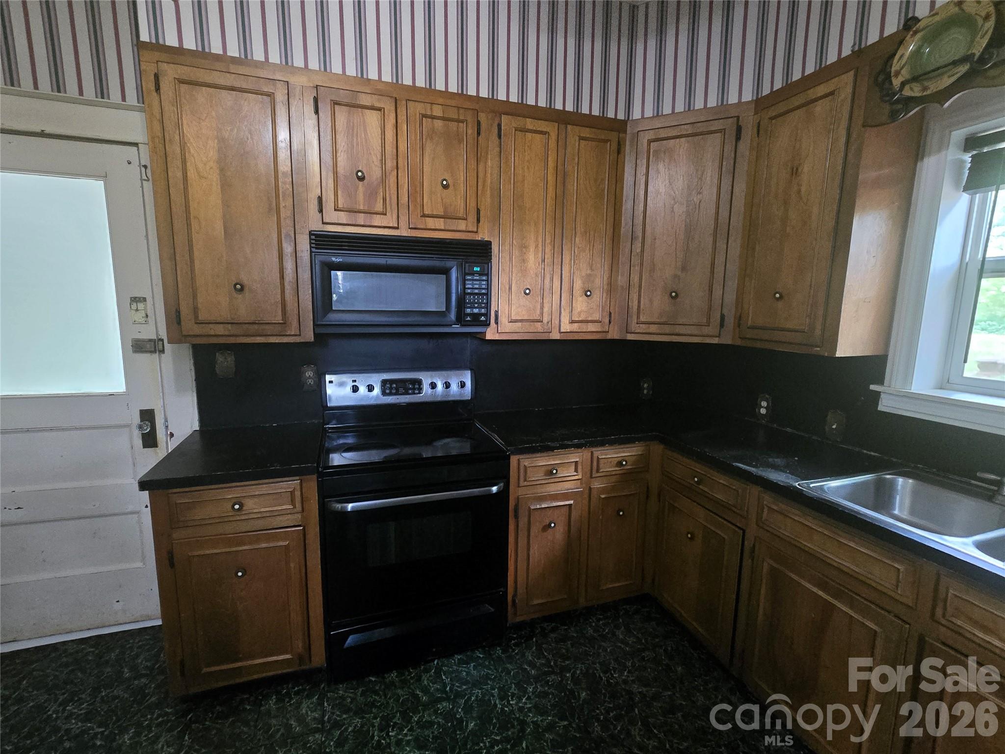 804 Emmanuel Church Road Property Photo 18