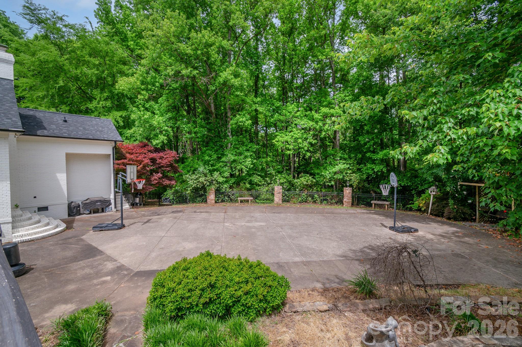 2008 Greenbrook Parkway Property Photo 23