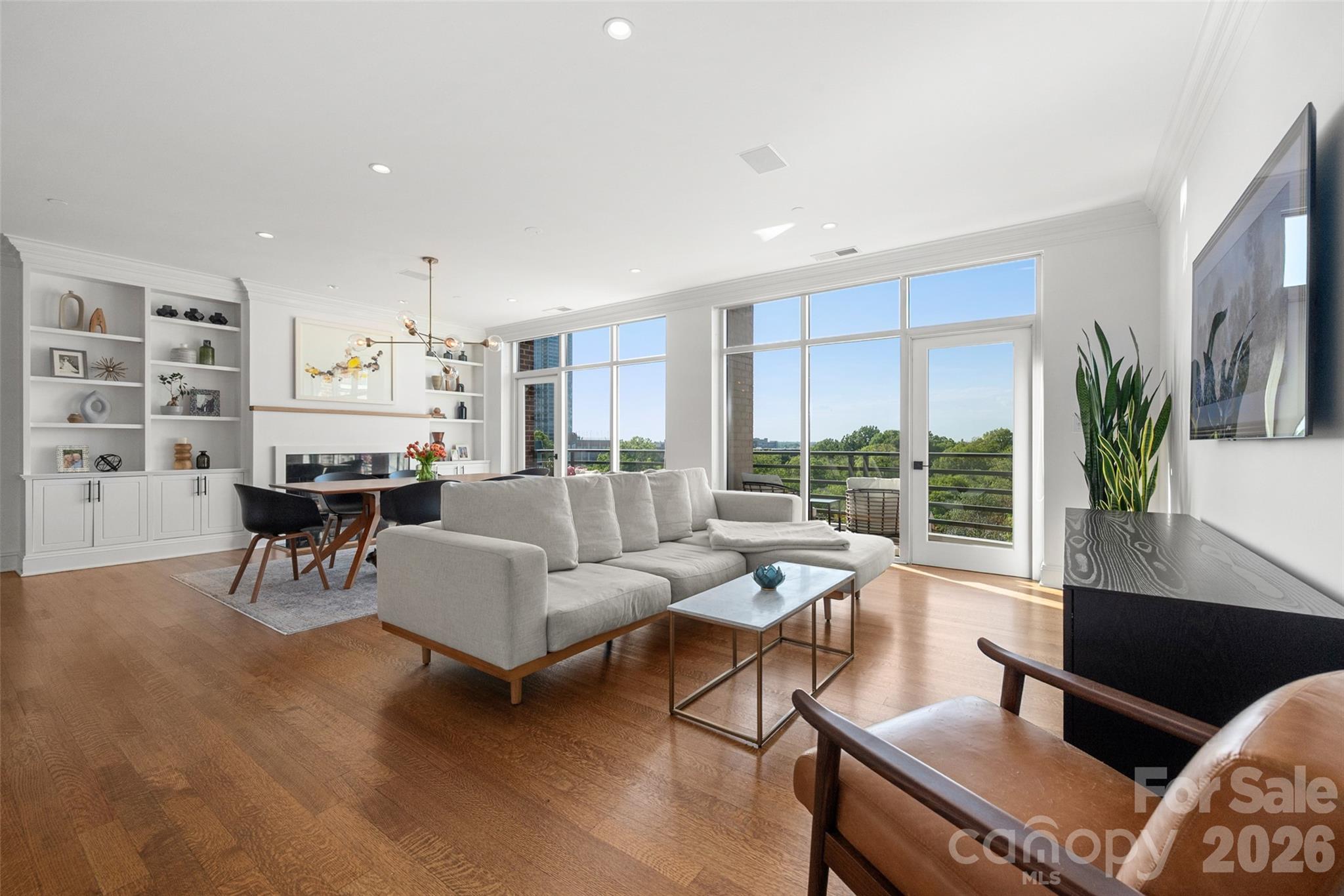 400 N Church Street 616 Property Photo 2
