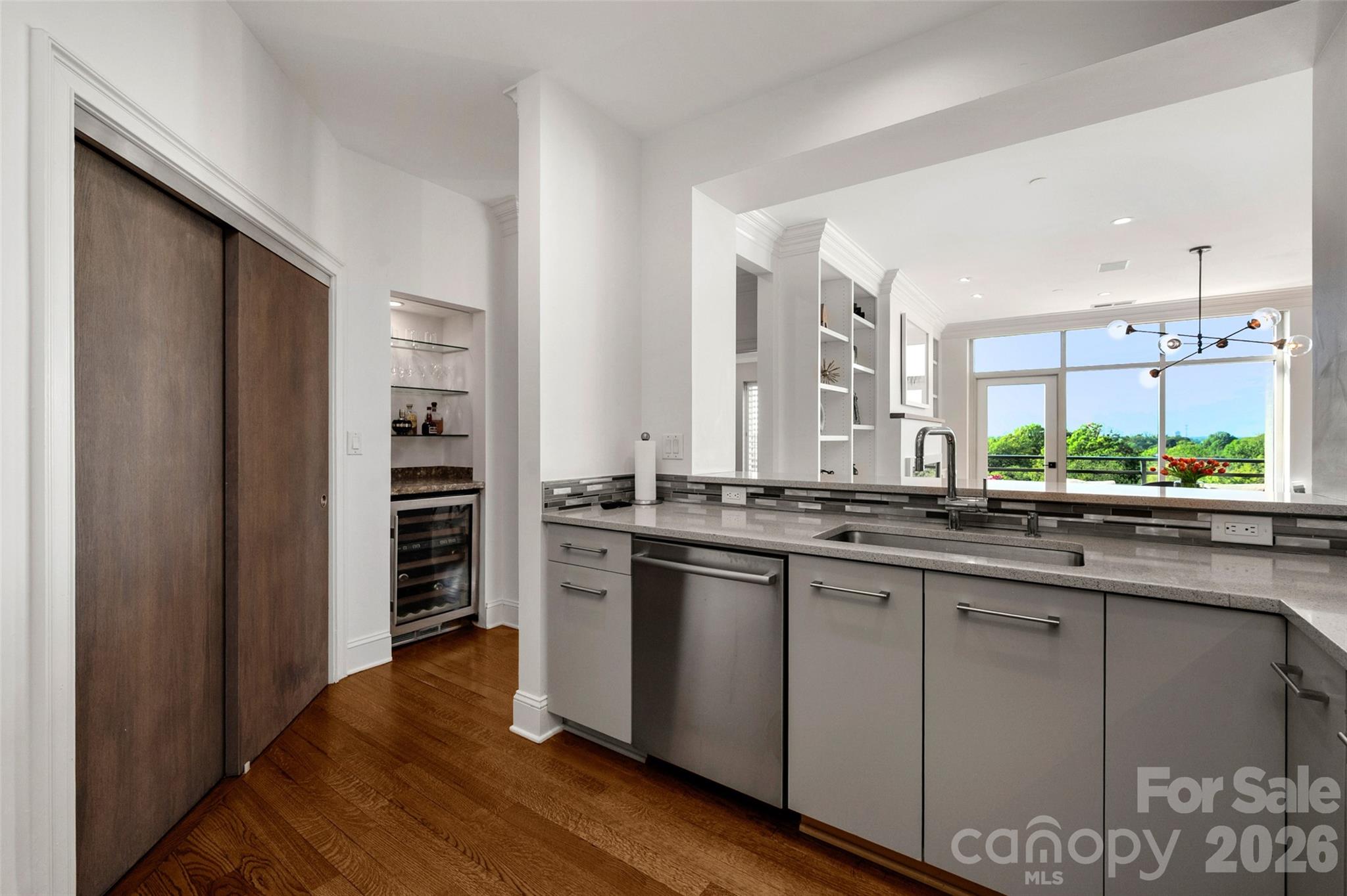 400 N Church Street 616 Property Photo 10