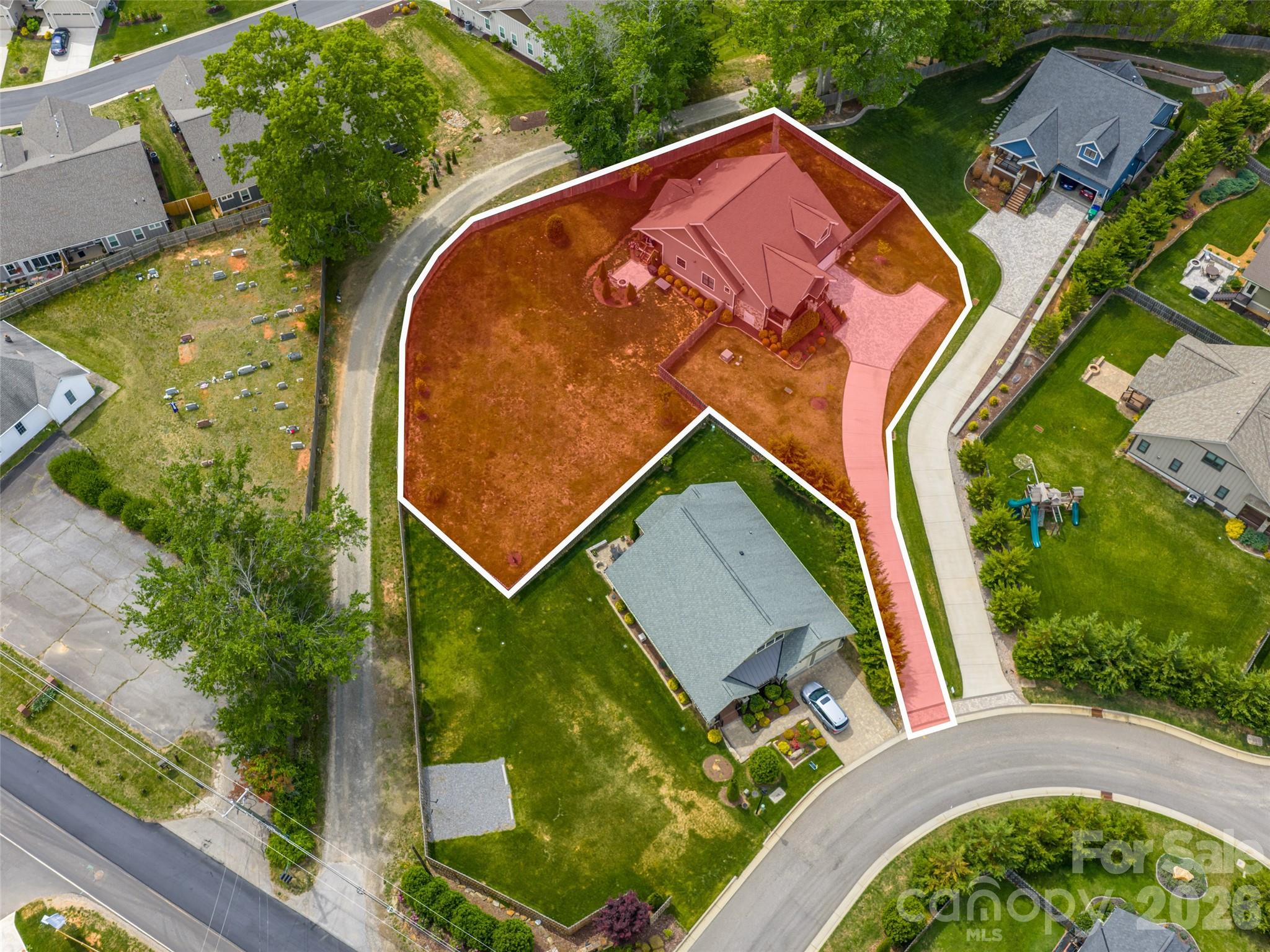 10 Starwood Valley Trail Property Photo 40
