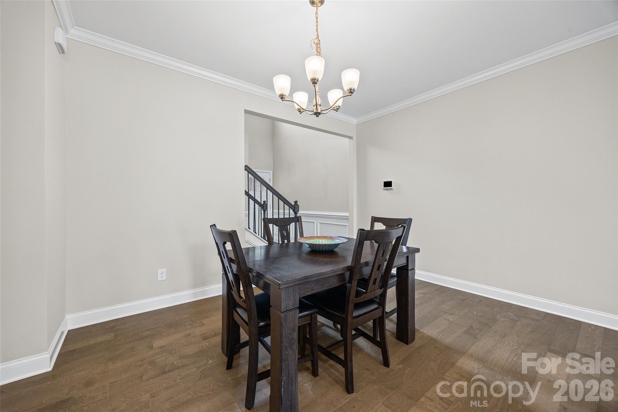 979 Pennington Drive Property Photo 8