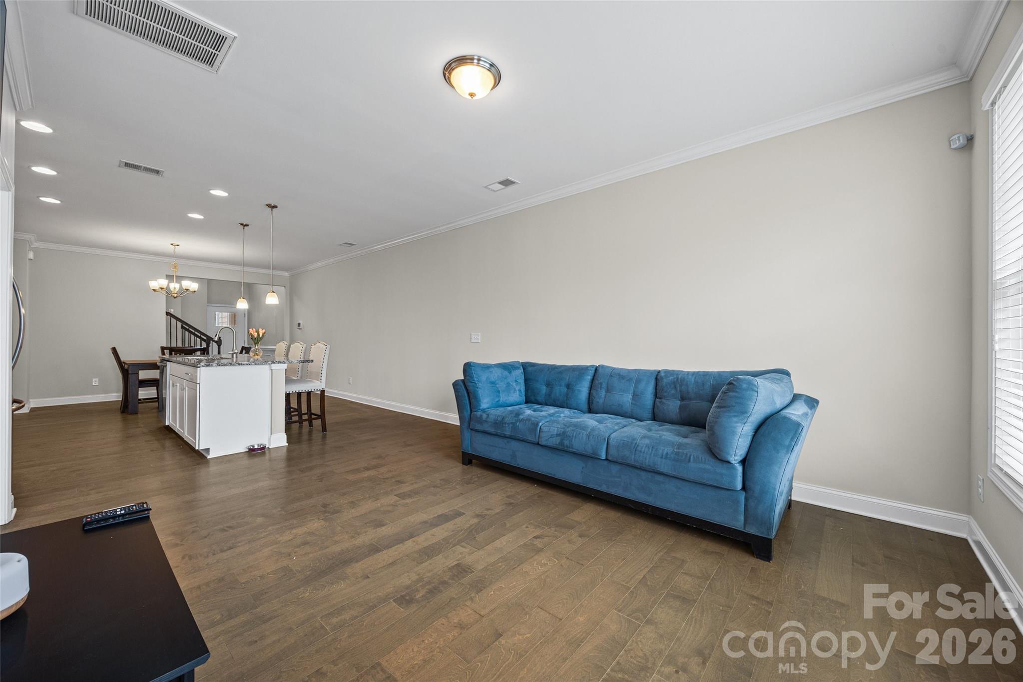 979 Pennington Drive Property Photo 11