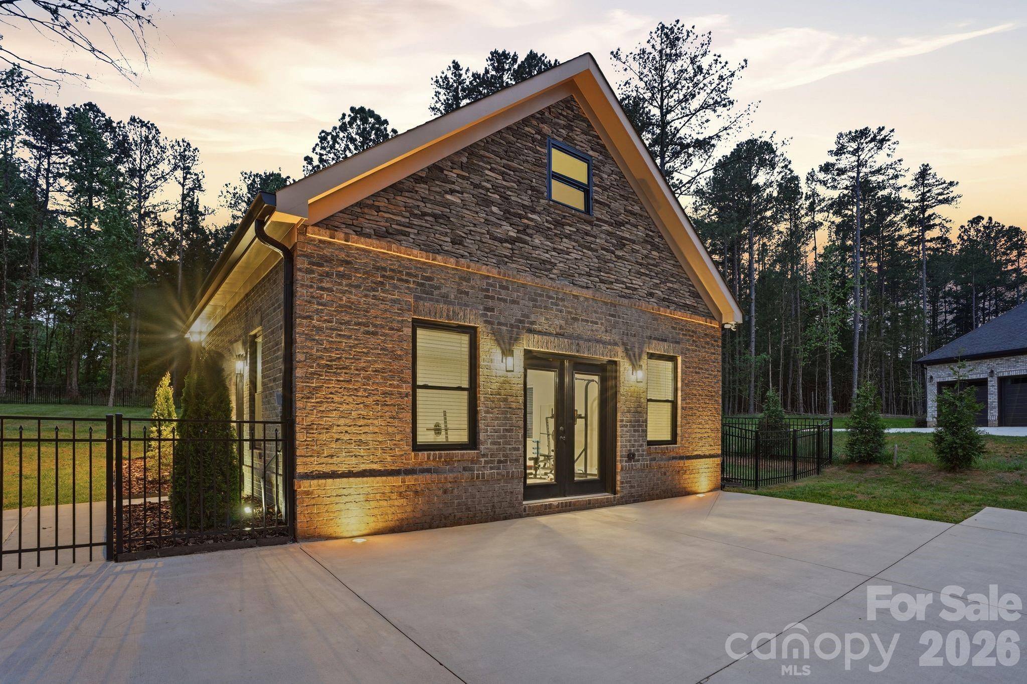 8508 Max Meadows Drive Property Photo 6