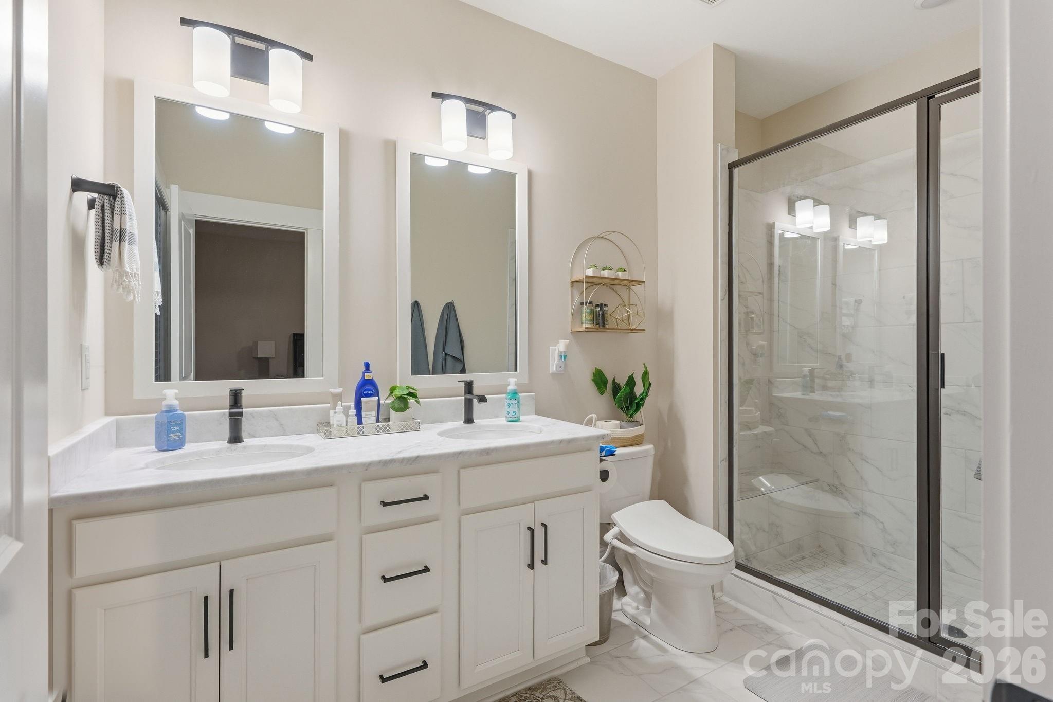 729 Veloway Drive Property Photo 14
