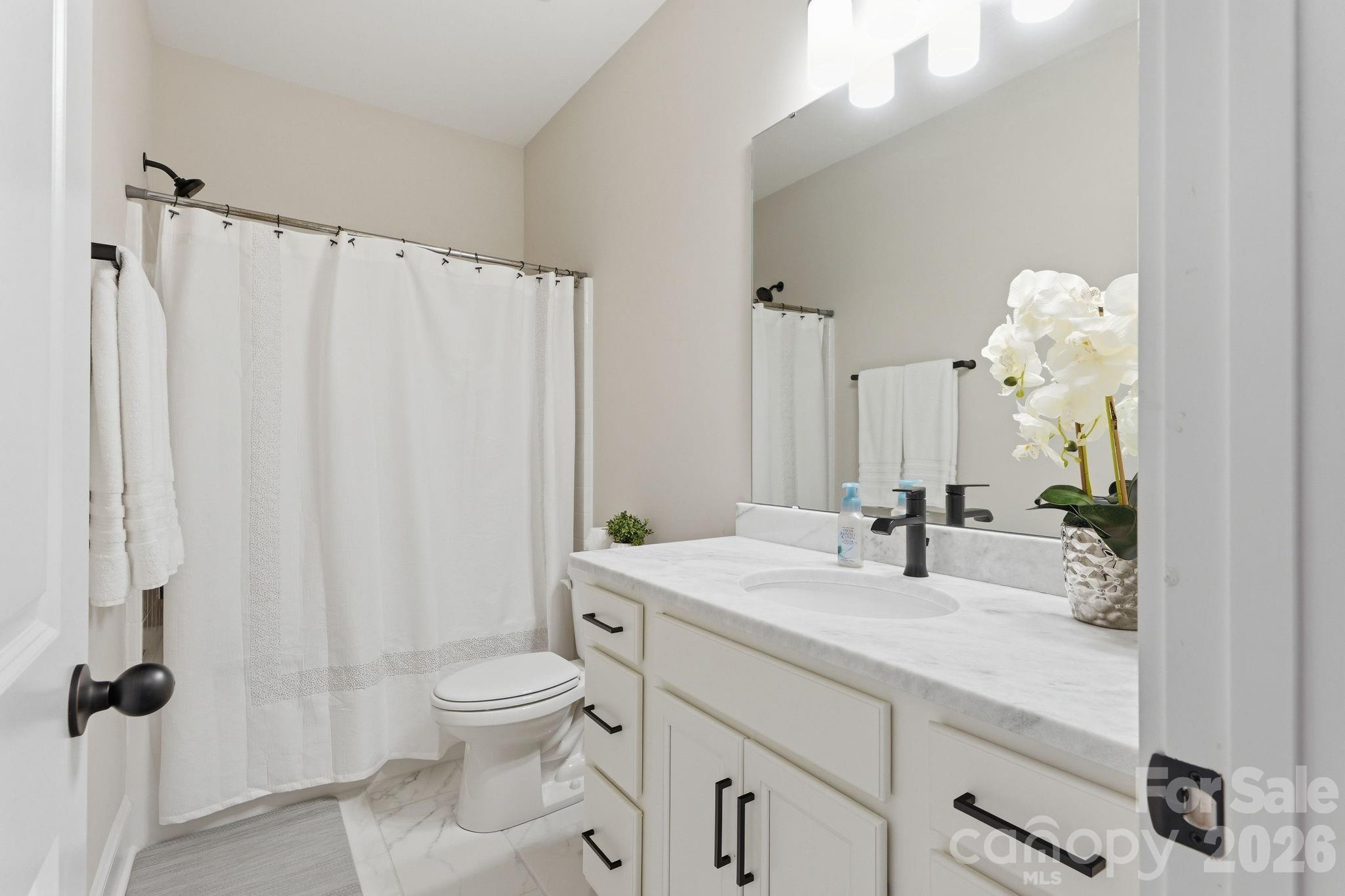 729 Veloway Drive Property Photo 18