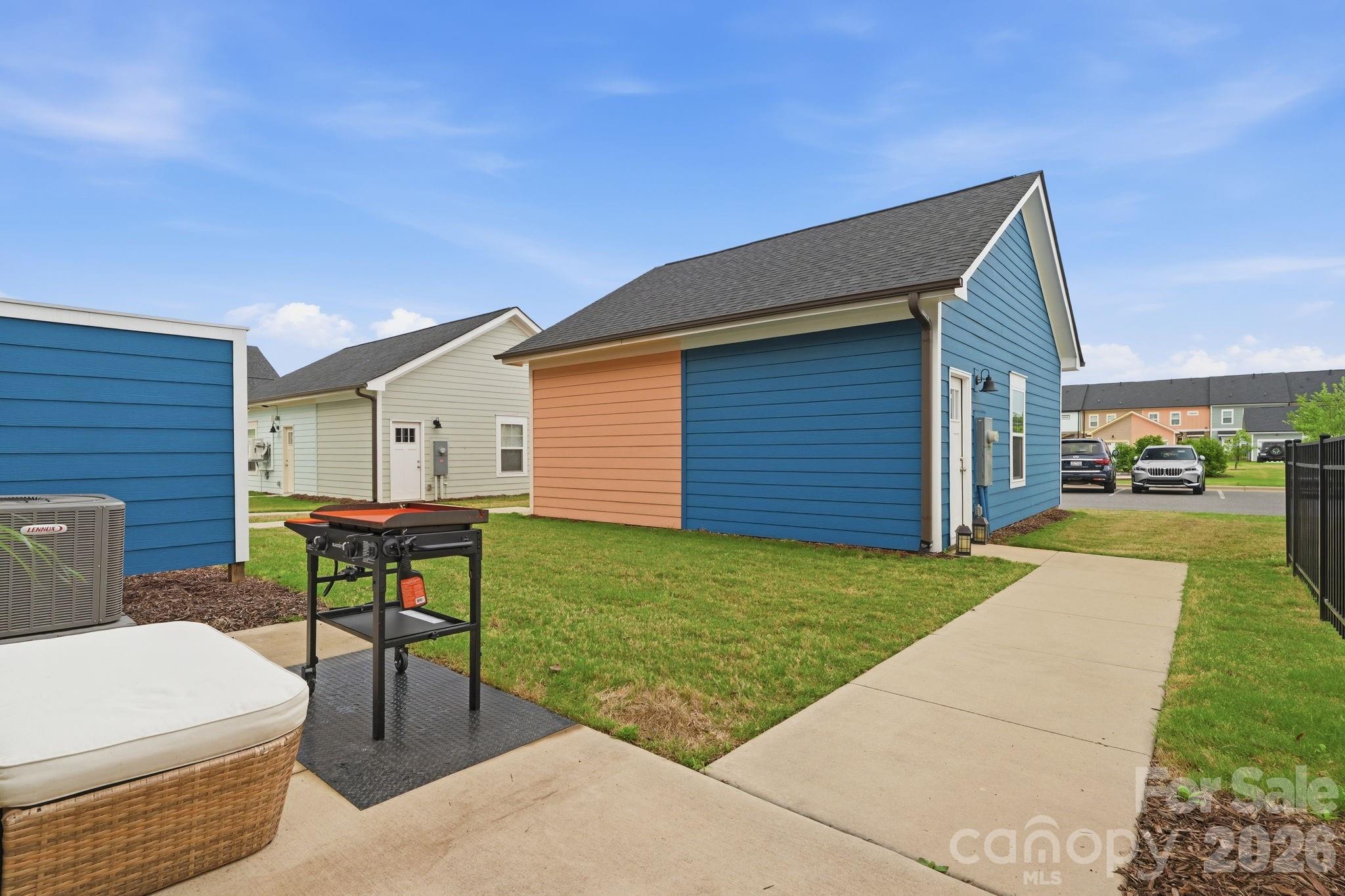 729 Veloway Drive Property Photo 23