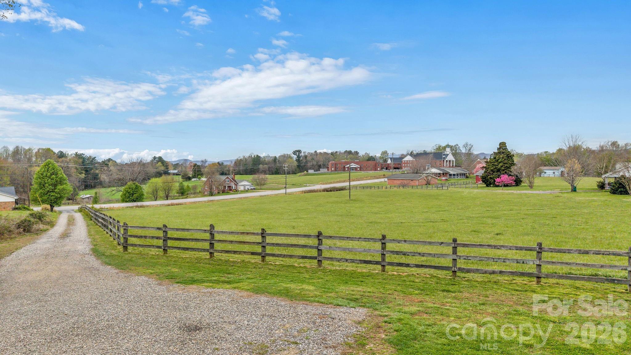 2228 Sparta Road Property Photo 4