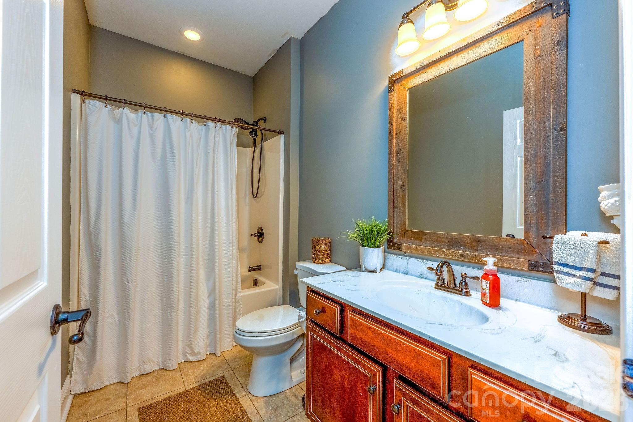2228 Sparta Road Property Photo 30