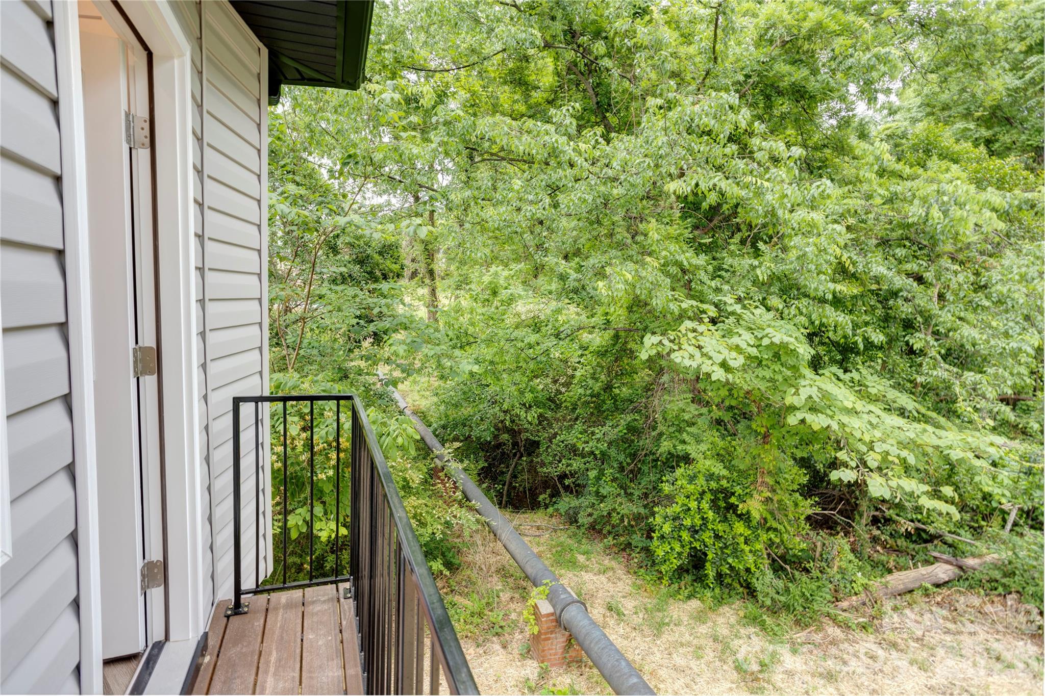 271 Stewart Street Property Photo 10