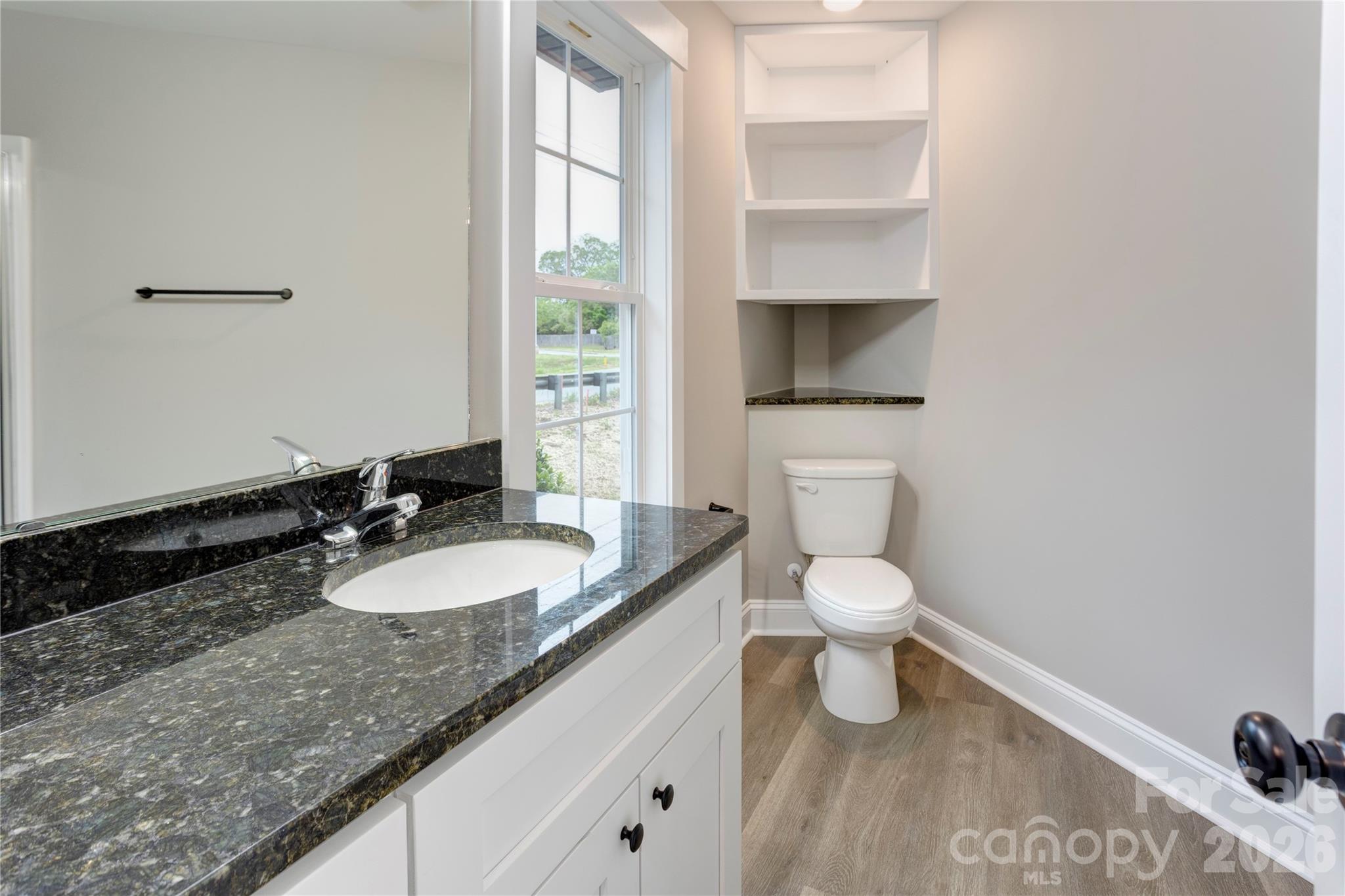 271 Stewart Street Property Photo 13