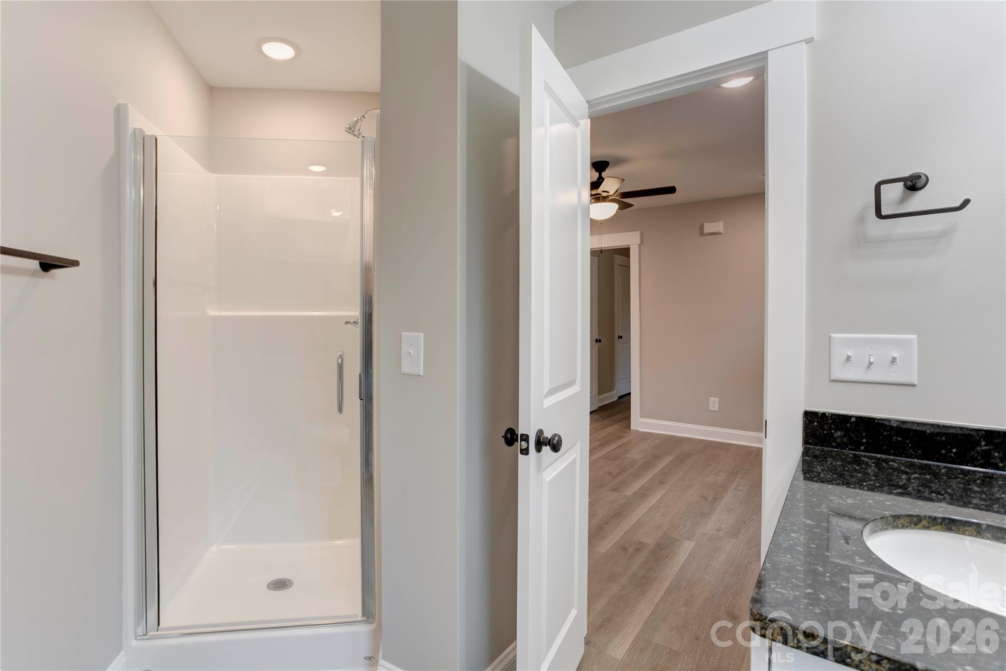 271 Stewart Street Property Photo 14