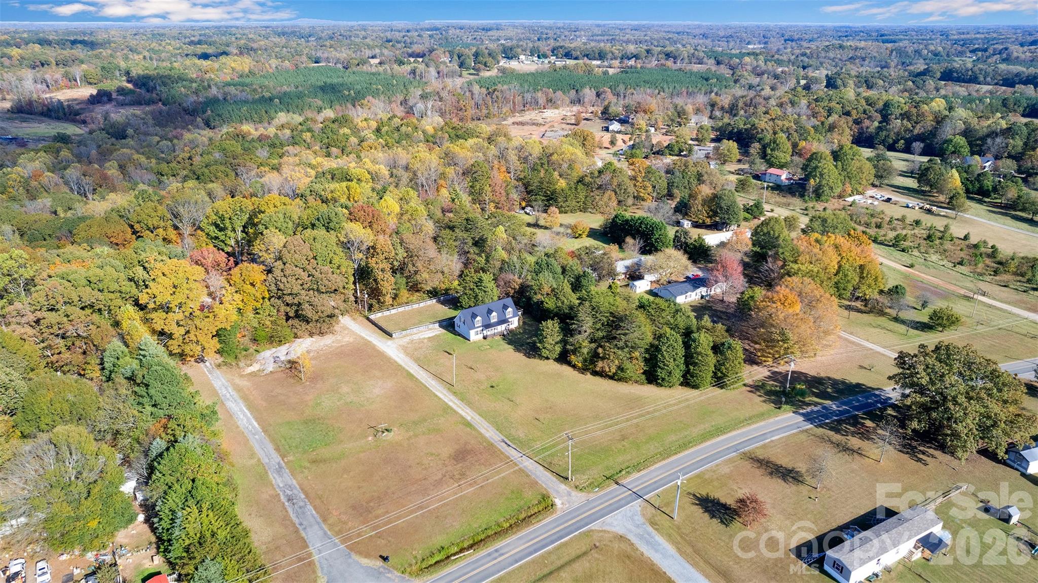 513 Weathers Creek Road Property Photo 4