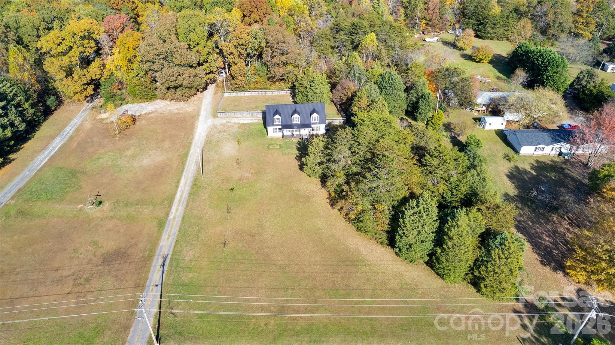 513 Weathers Creek Road Property Photo 6