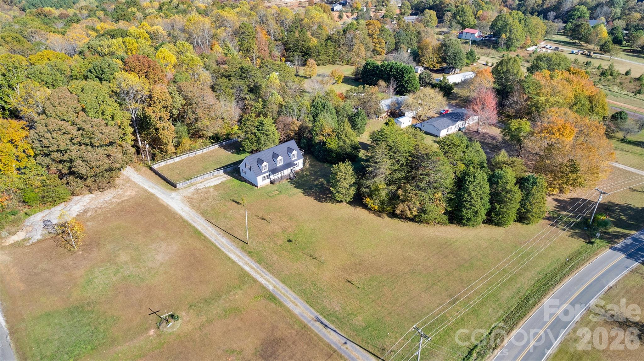 513 Weathers Creek Road Property Photo 7