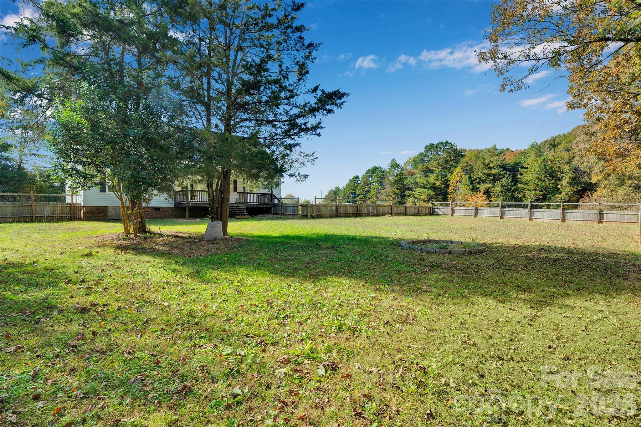 513 Weathers Creek Road Property Photo 8